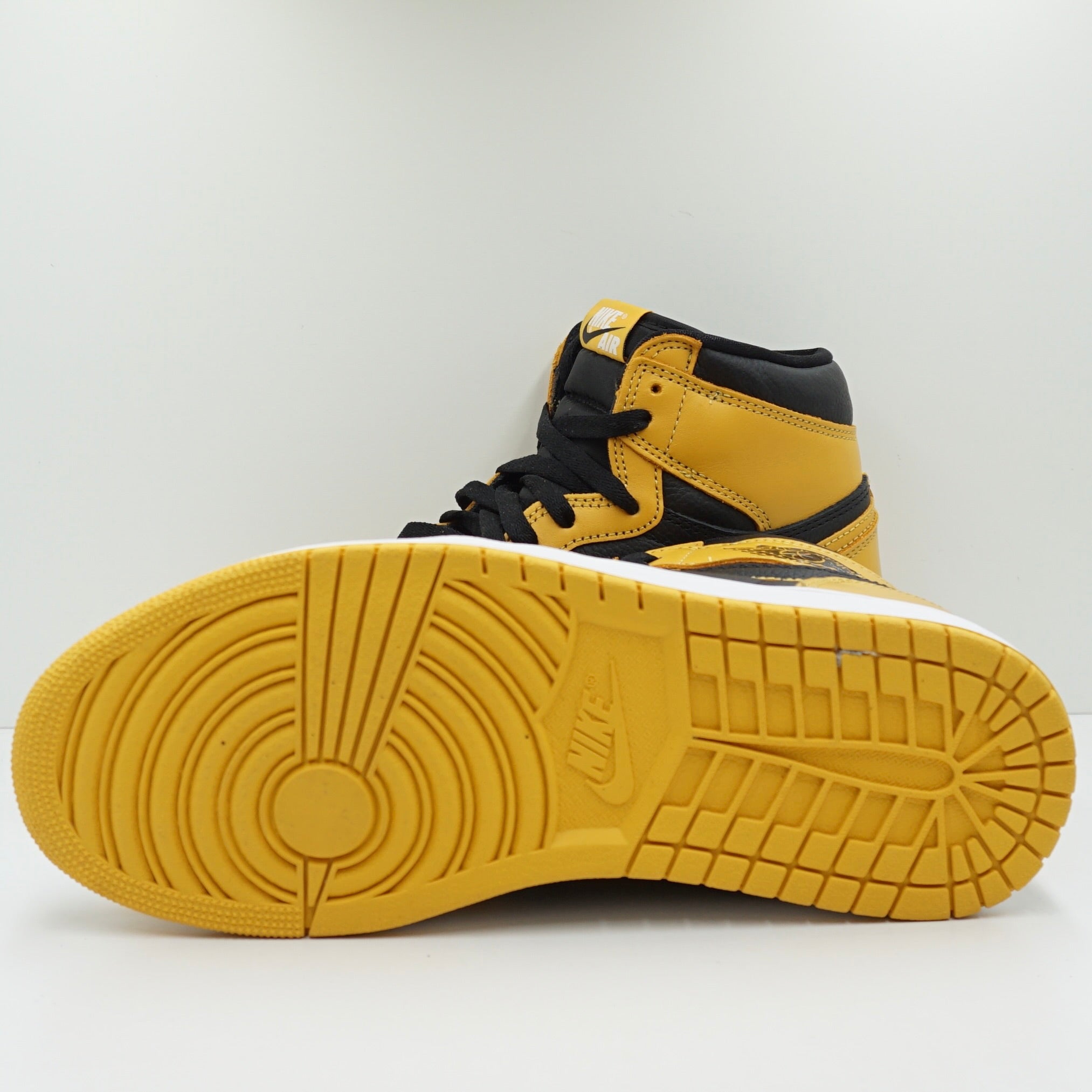 Jordan 1 Retro High Pollen