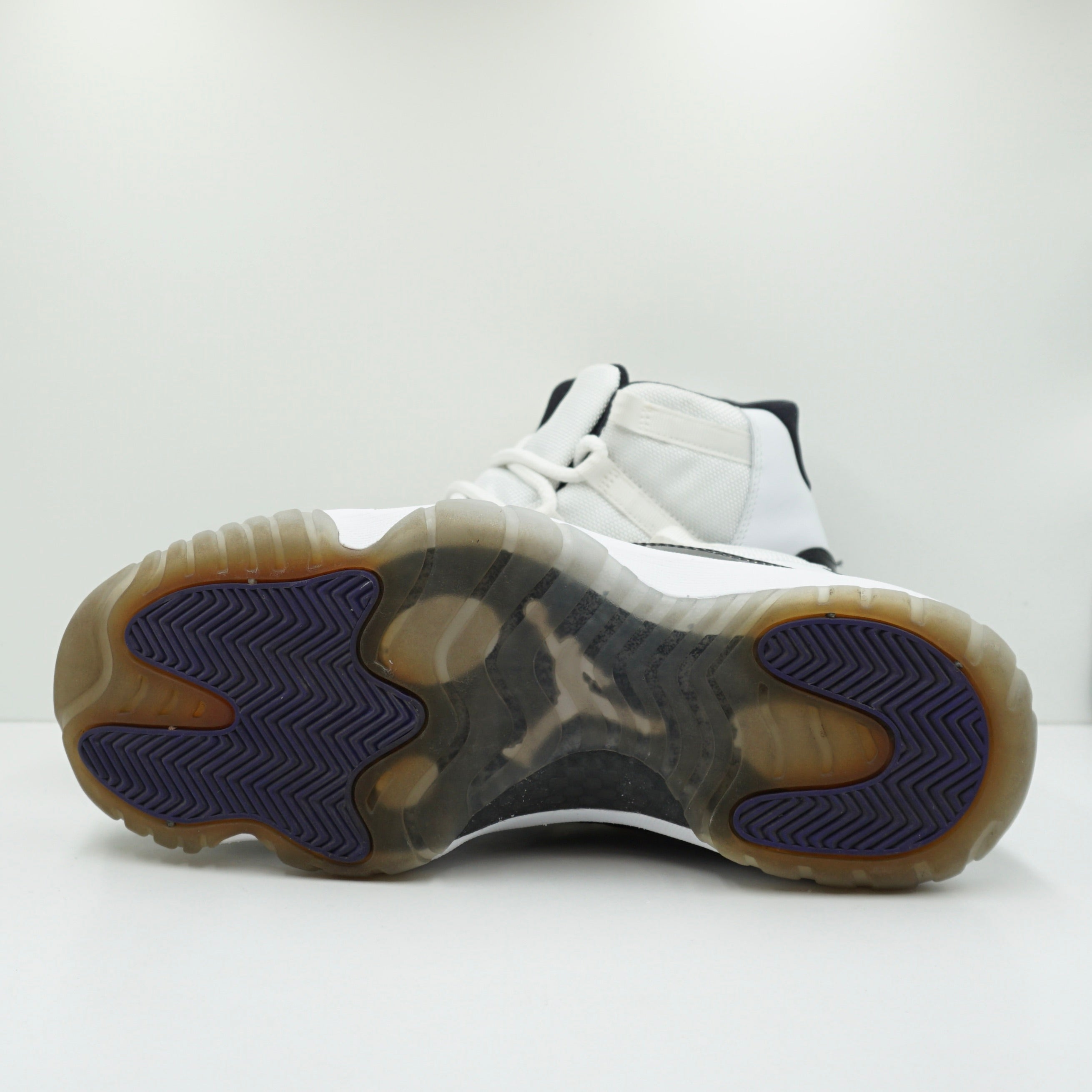 Jordan 11 Retro Concord (2011)