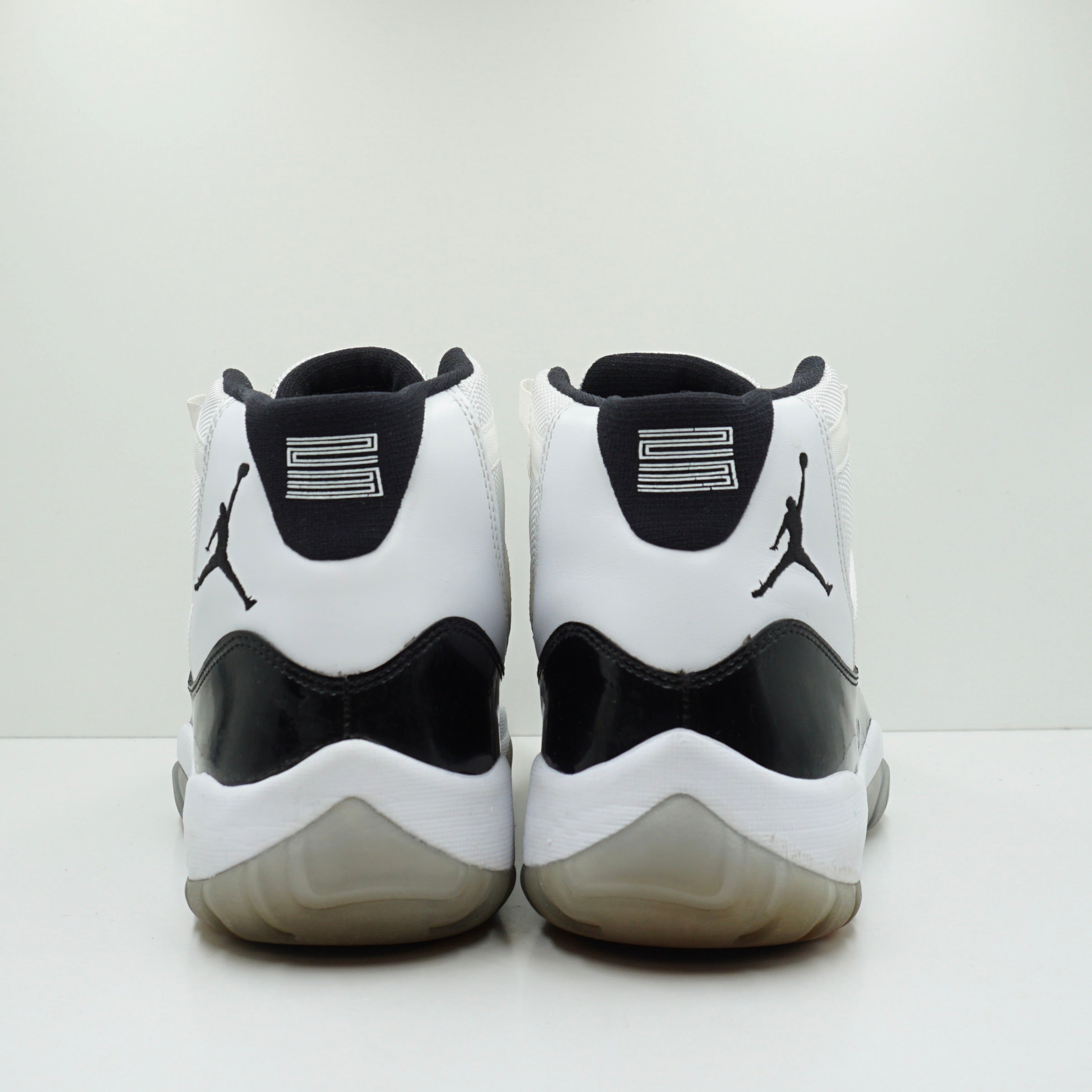 Jordan 11 Retro Concord (2011)