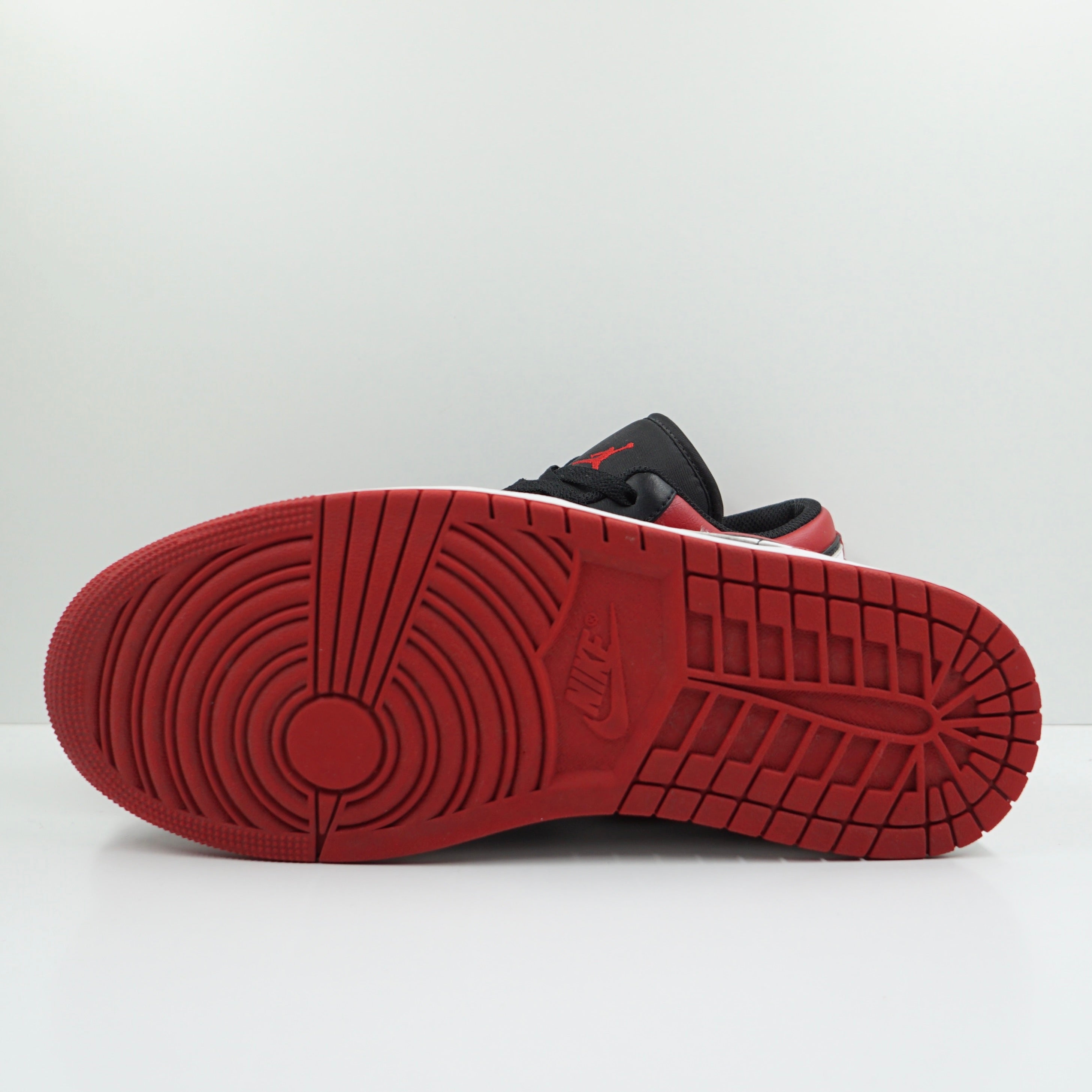 Jordan 1 Low Alternate Bred Toe