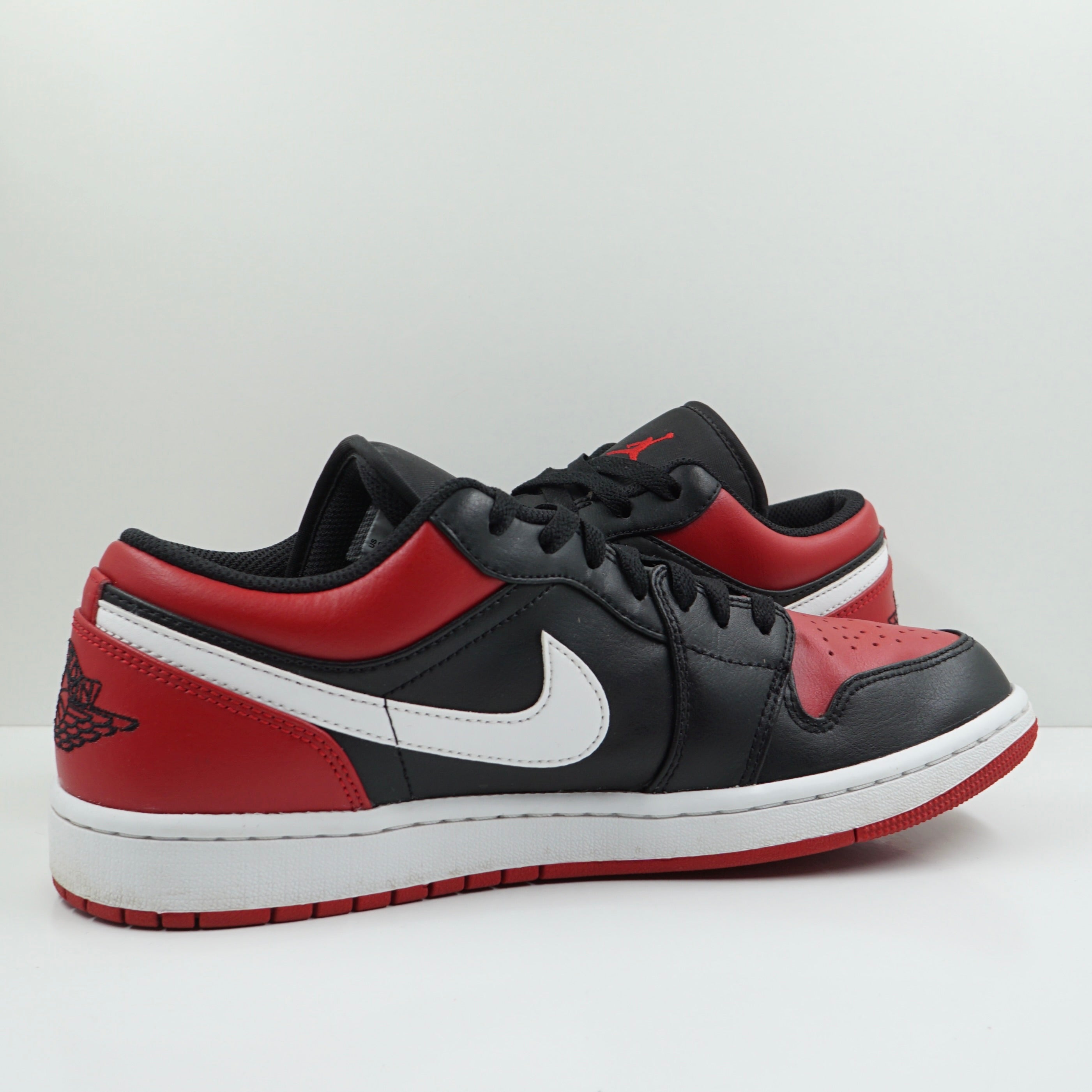 Jordan 1 Low Alternate Bred Toe
