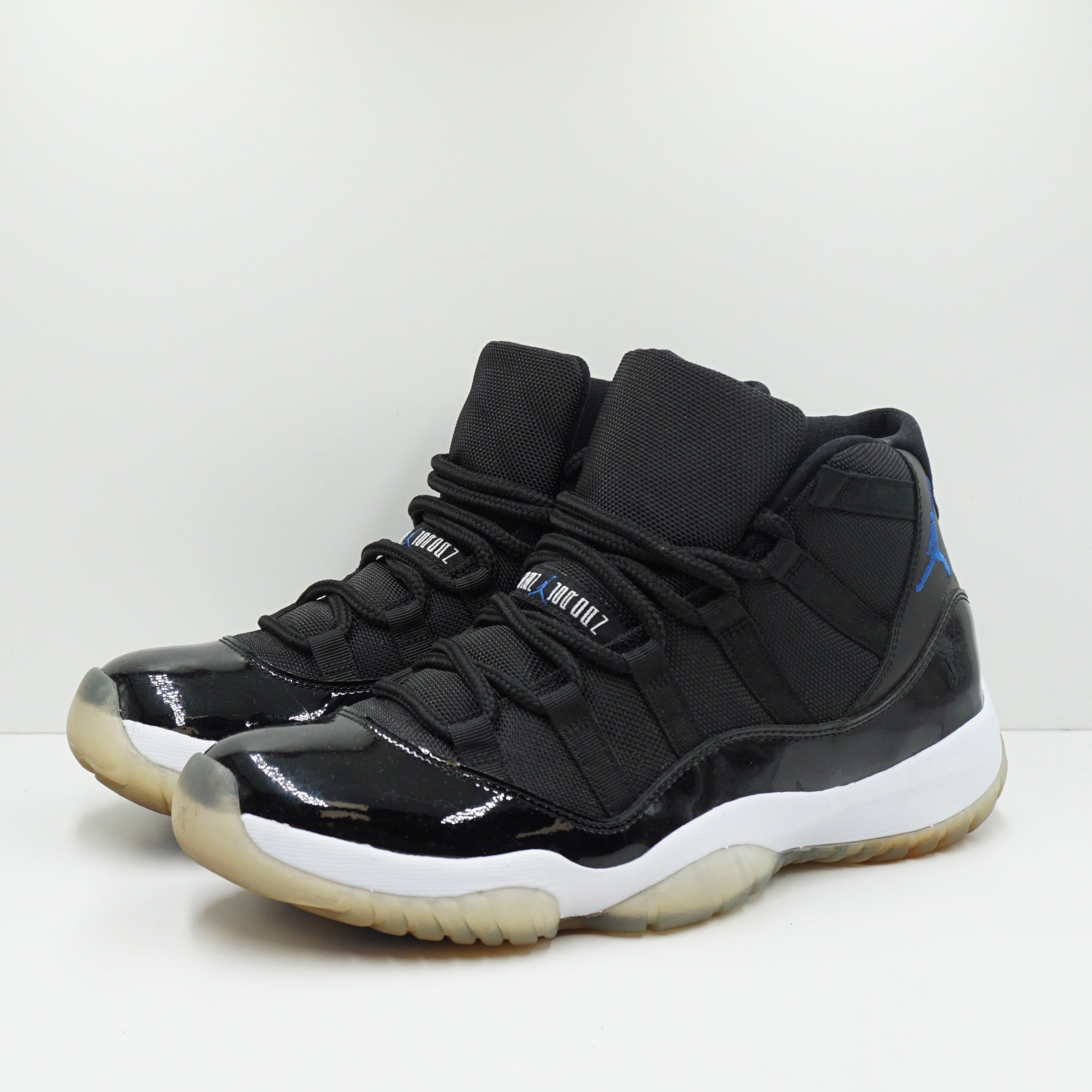 Jordan 11 Retro Space Jam (2009)
