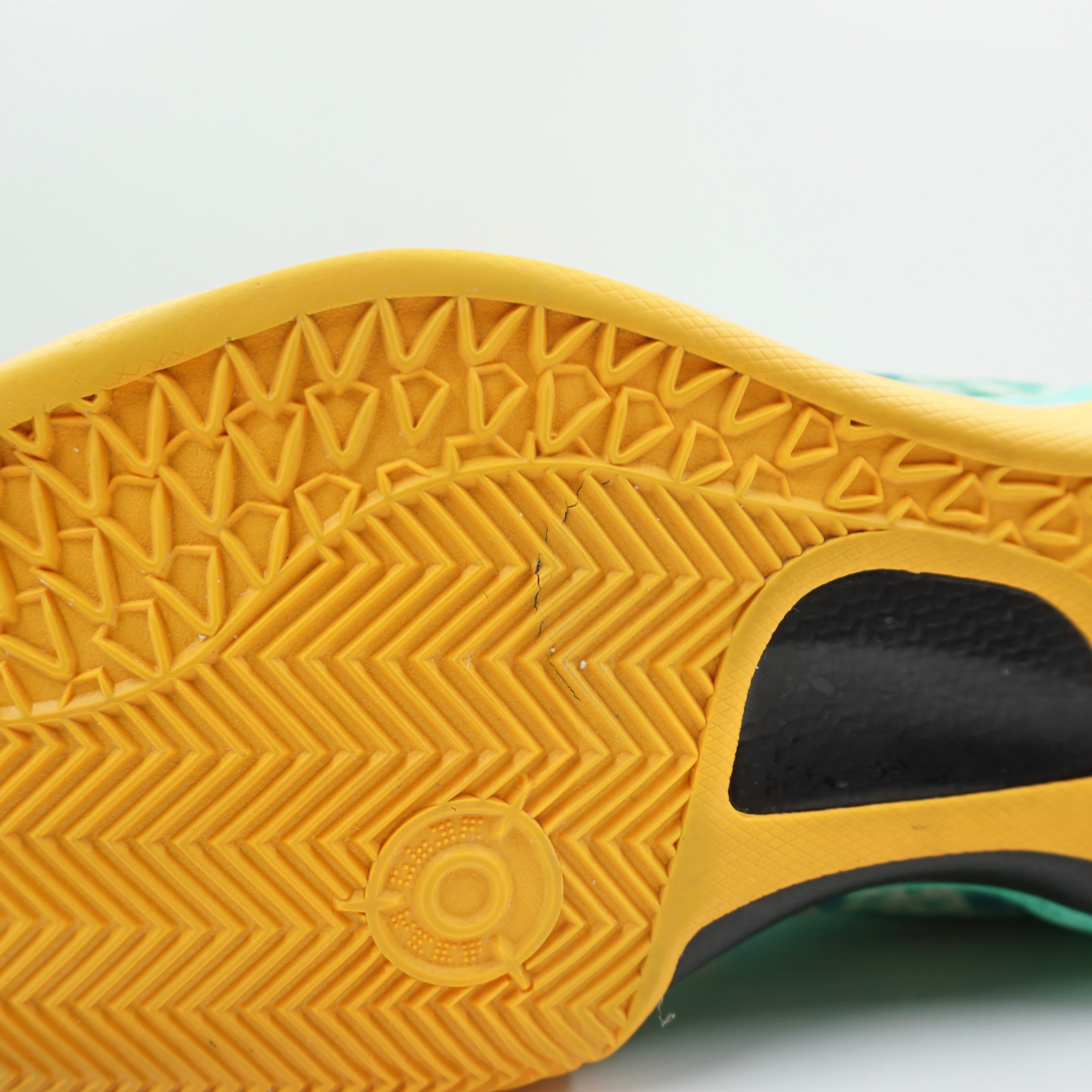 Nike Kobe 8 System Green Glow Laser Orange