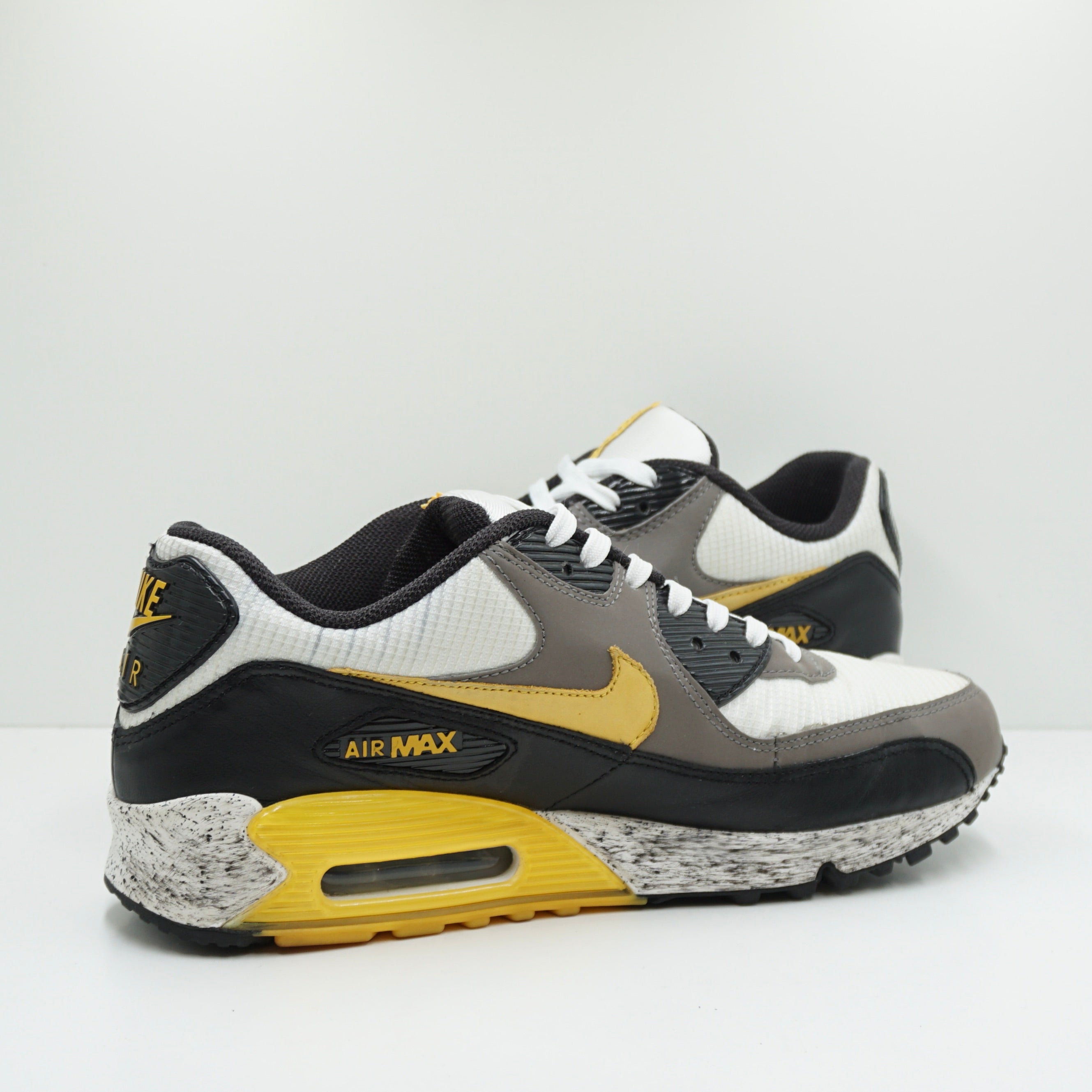 Nike Air Max 90 Livestrong