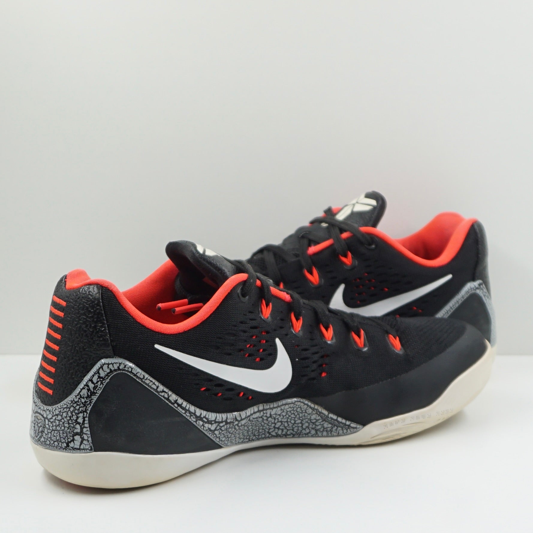 Nike Kobe 9 EM Low Laser Crimson