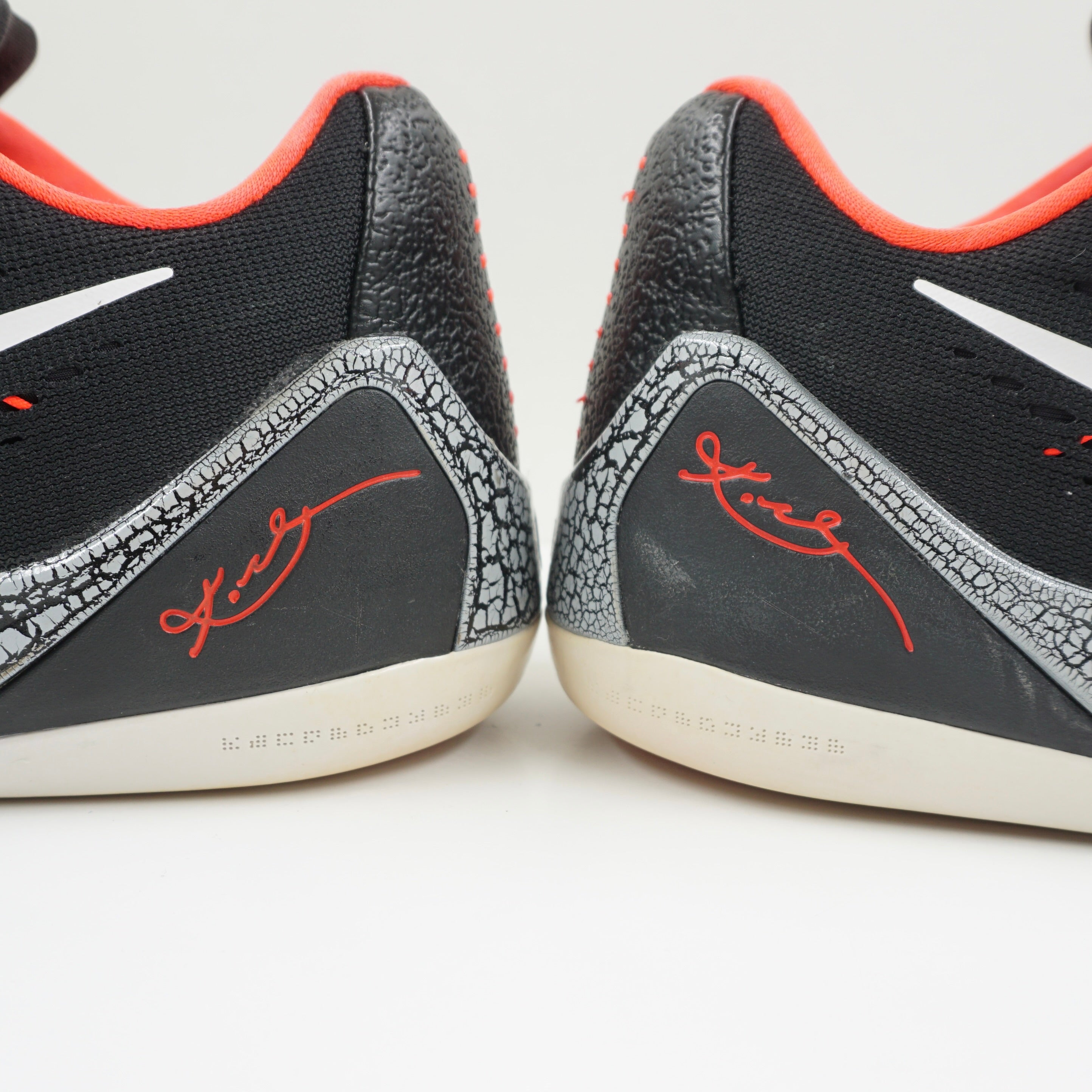 Nike Kobe 9 EM Low Laser Crimson