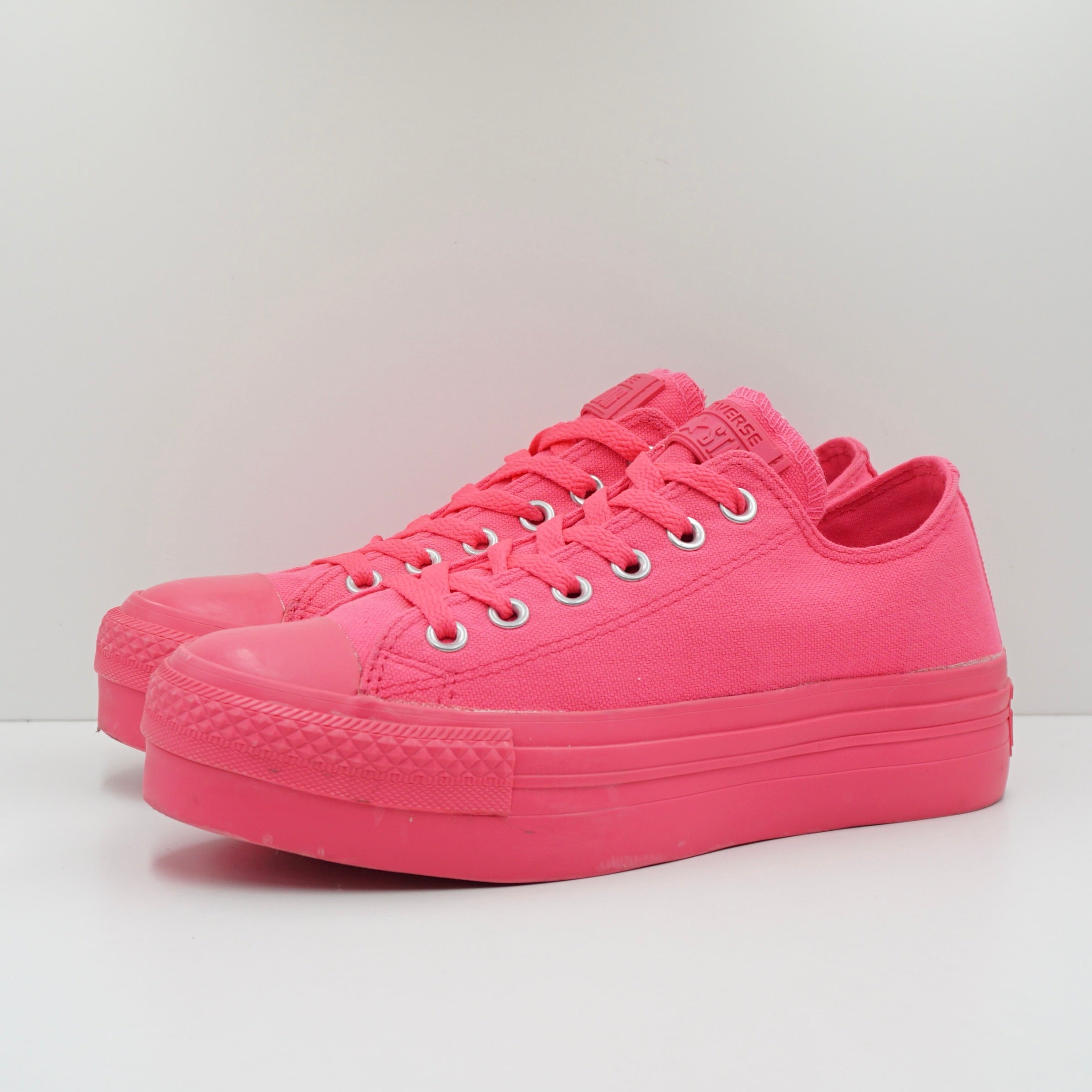 Converse Chuck Taylor OX Pink Platform