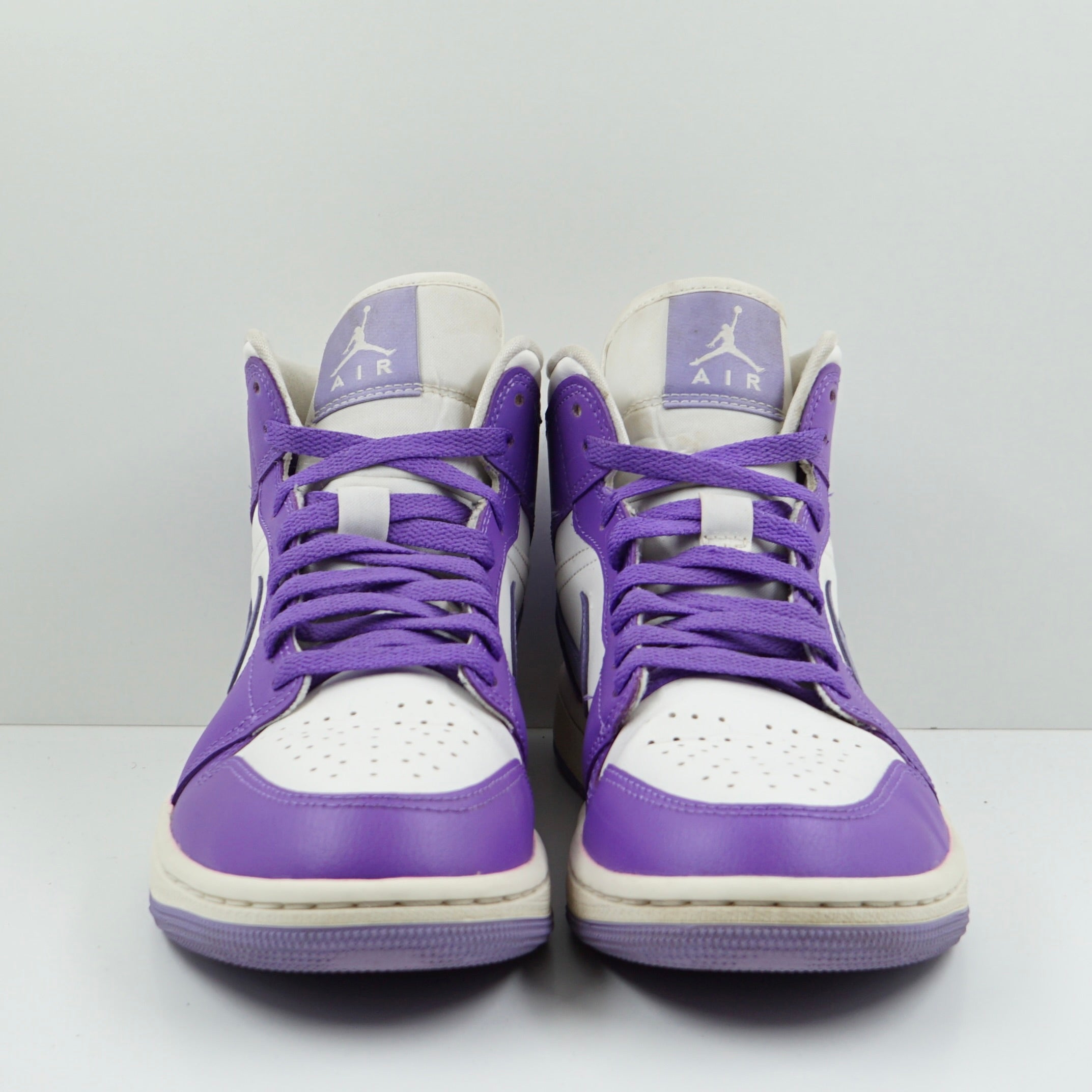Jordan 1 Mid Action Grape (W)