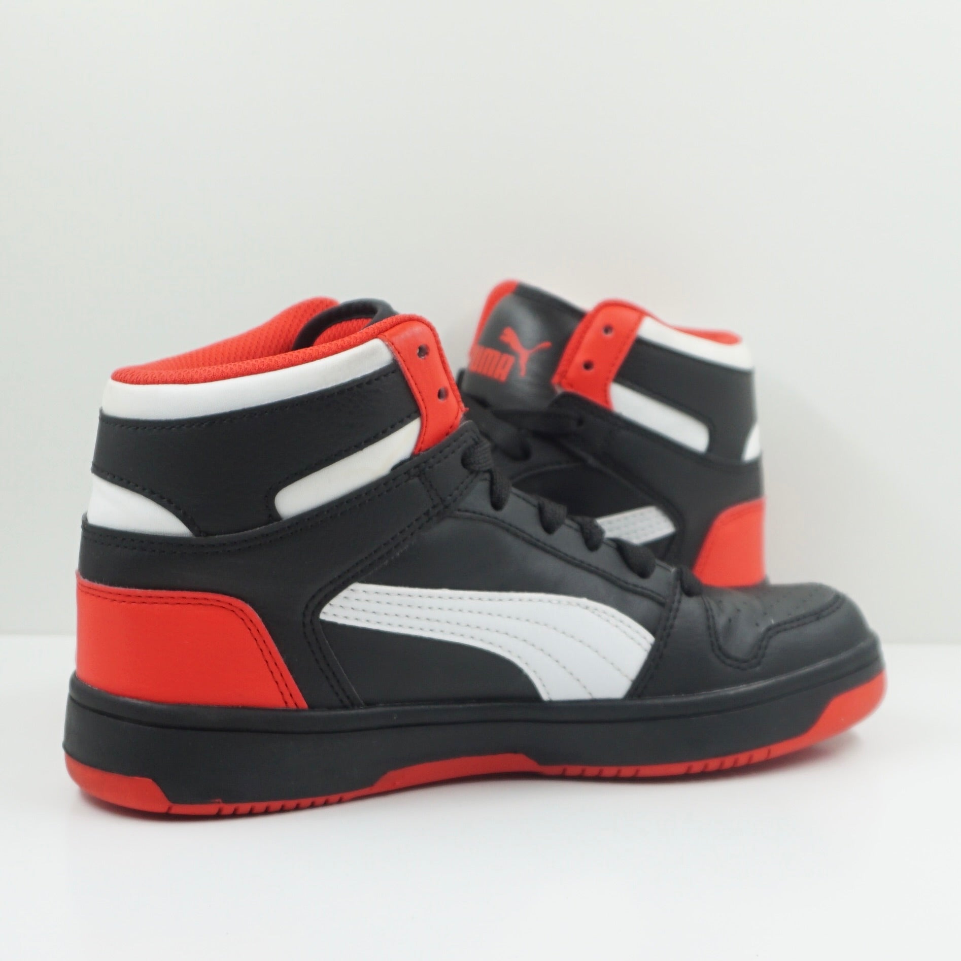 Puma Rebound Layup Mid Black Red (GS)