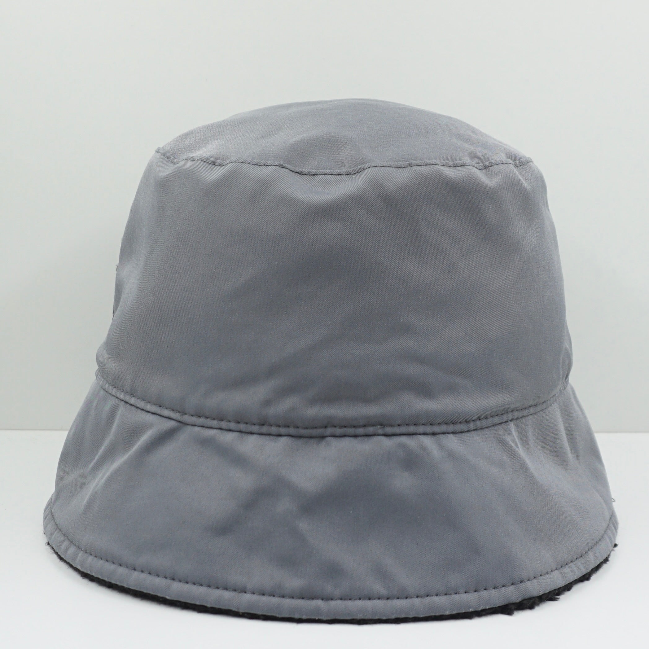 Nike Reverseble Fleece Bucket Hat