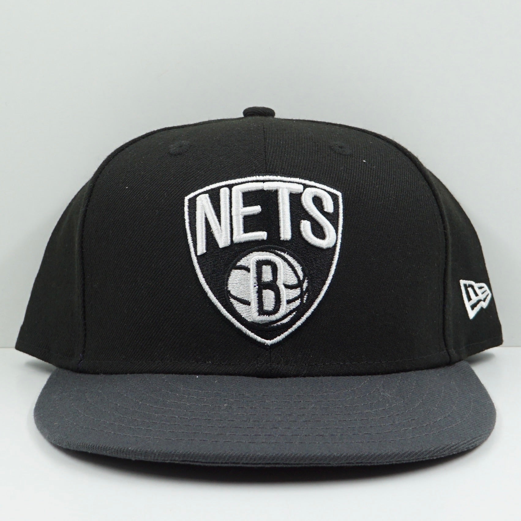 New Era Brooklyn Nets Black Grey Fitted Cap