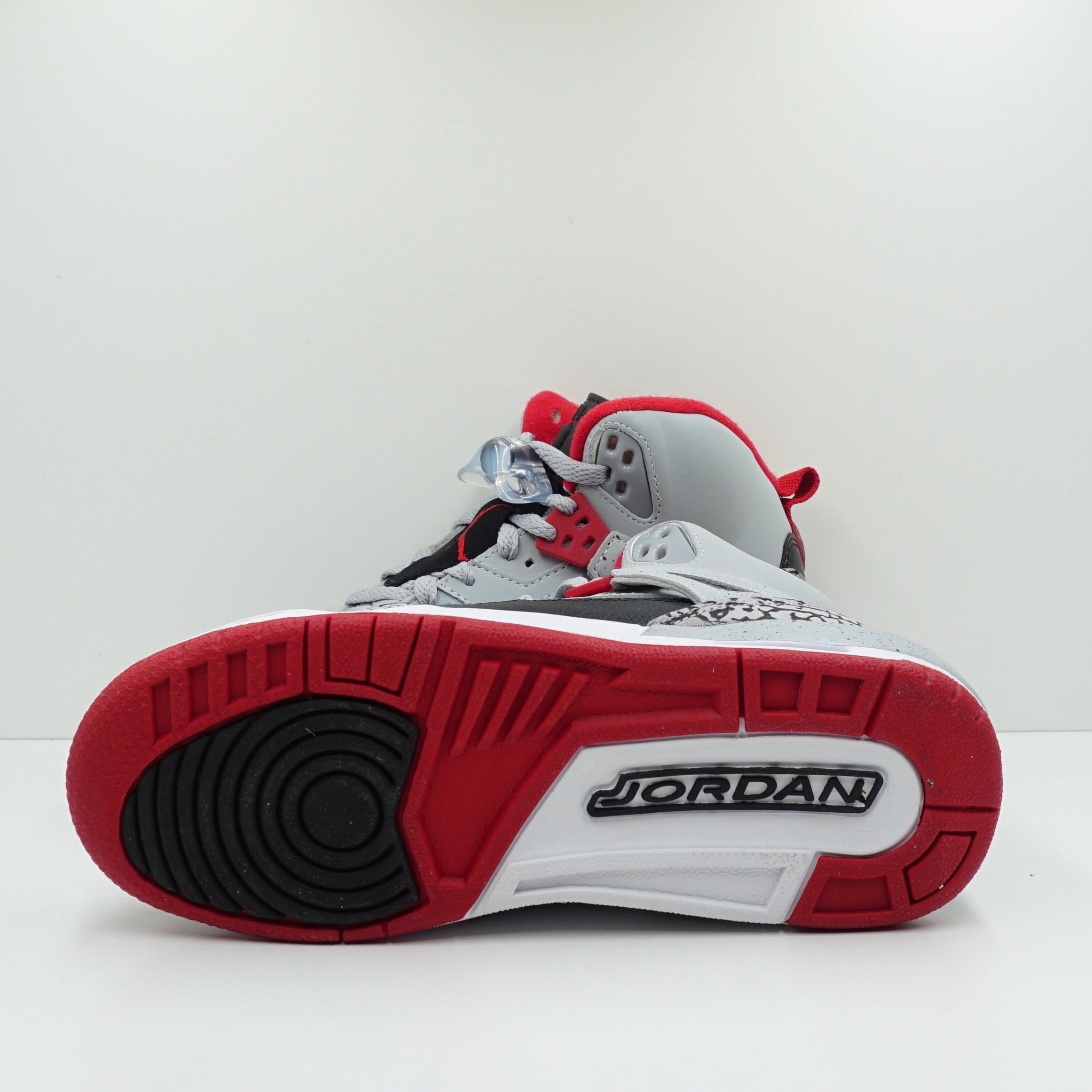 Jordan Spizike BG Wolf Grey (GS)