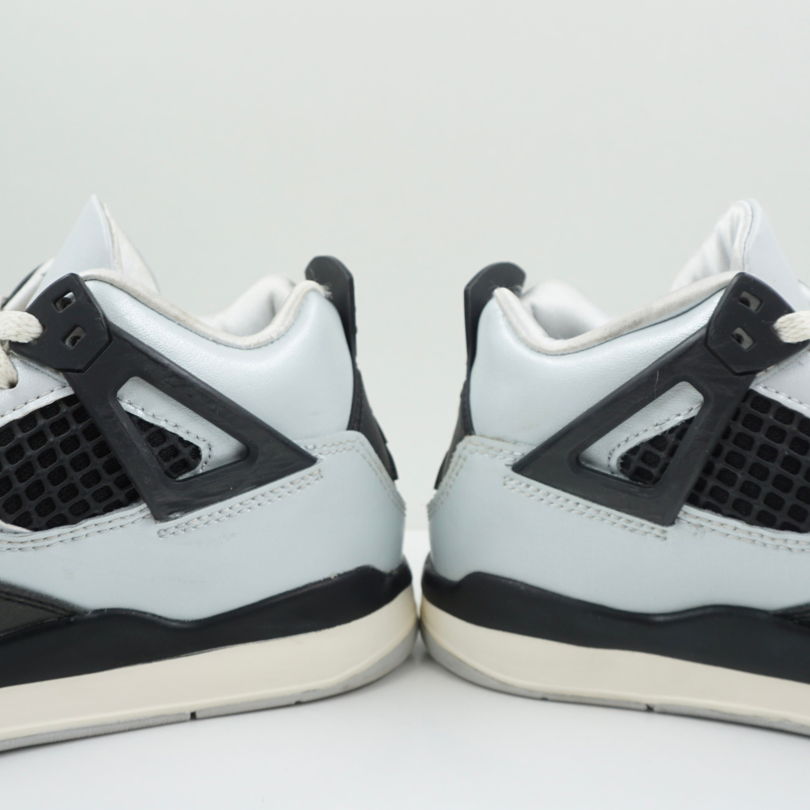 Jordan 4 Retro Platinum Gold (PS)