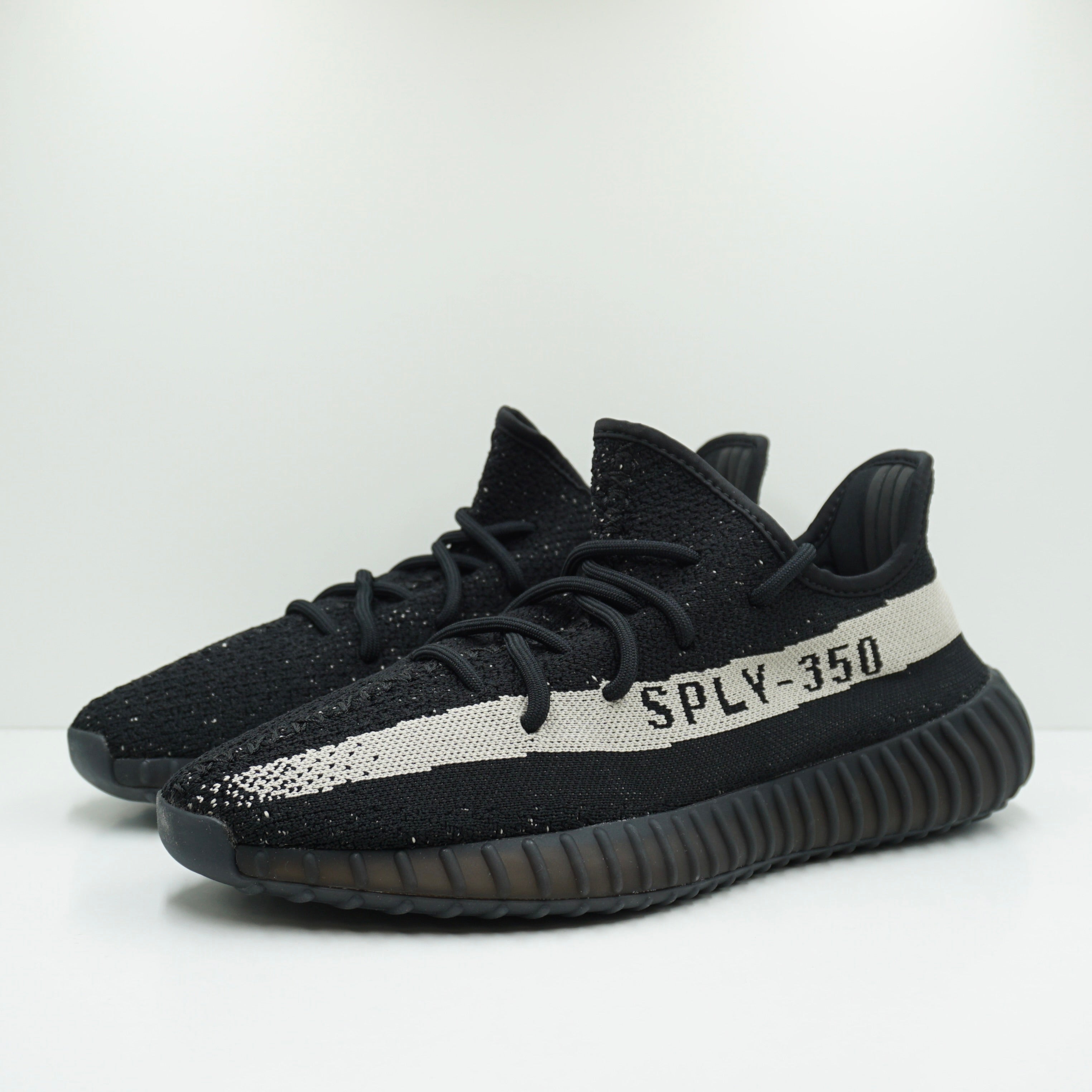 Adidas Yeezy Boost 350 V2 Core Black White (2016/2022)