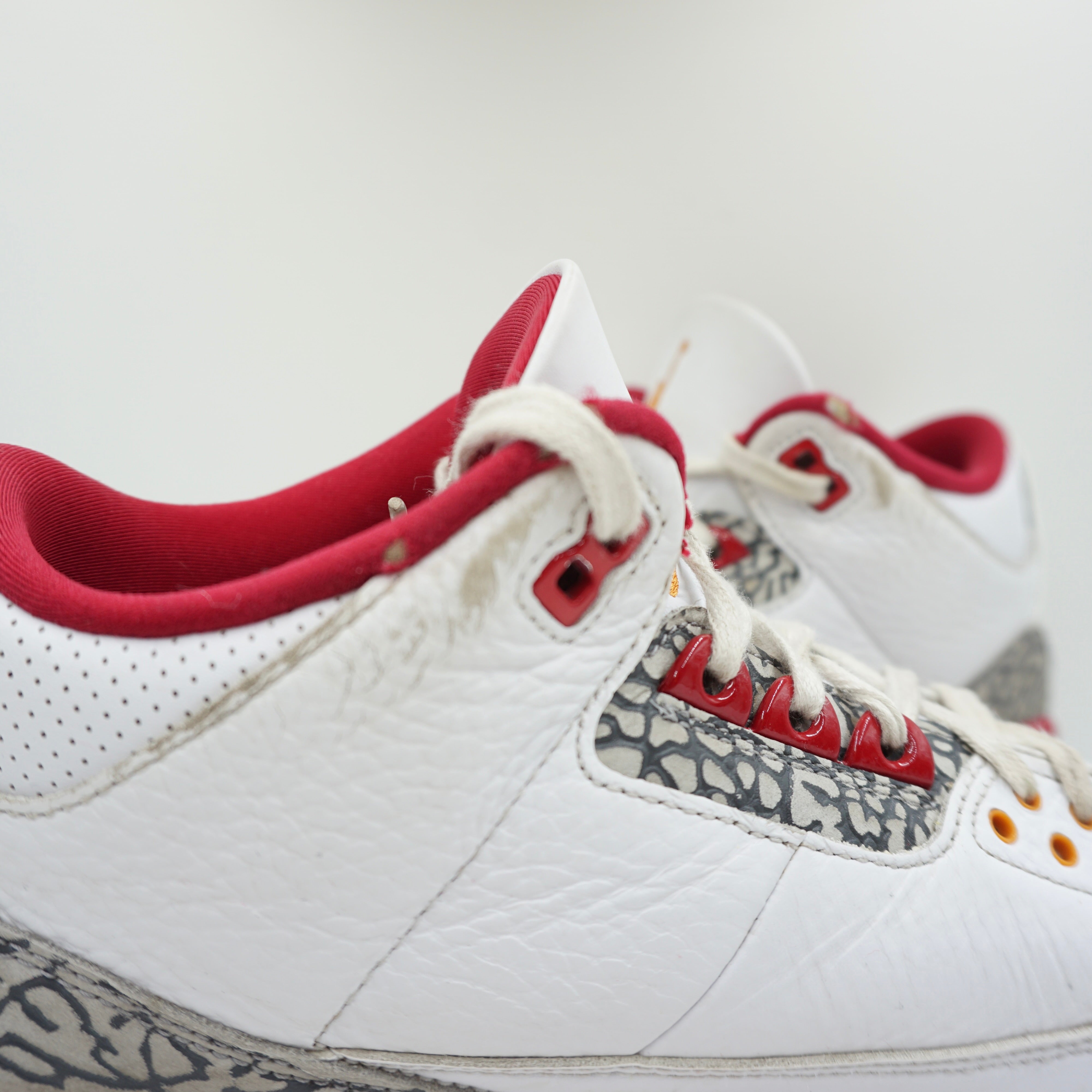 Jordan 3 Retro Cardinal Red