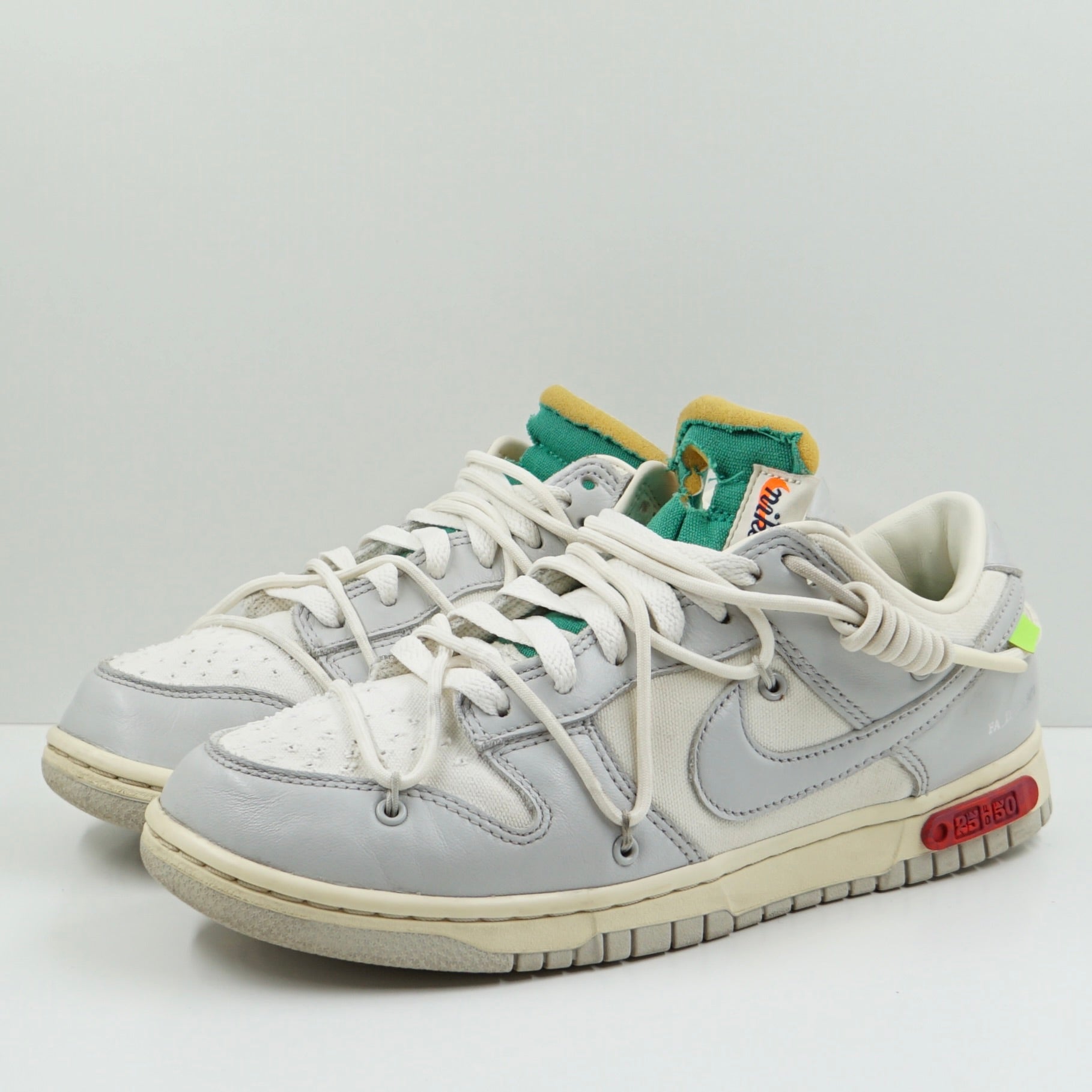Nike Dunk Low Off-White Lot 25