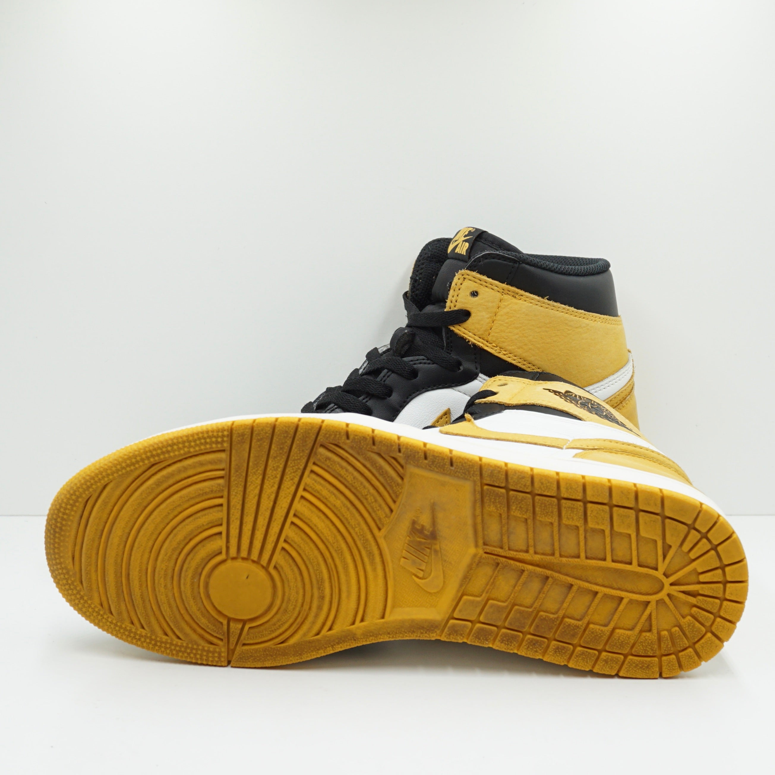 Jordan 1 Retro High Yellow Ochre