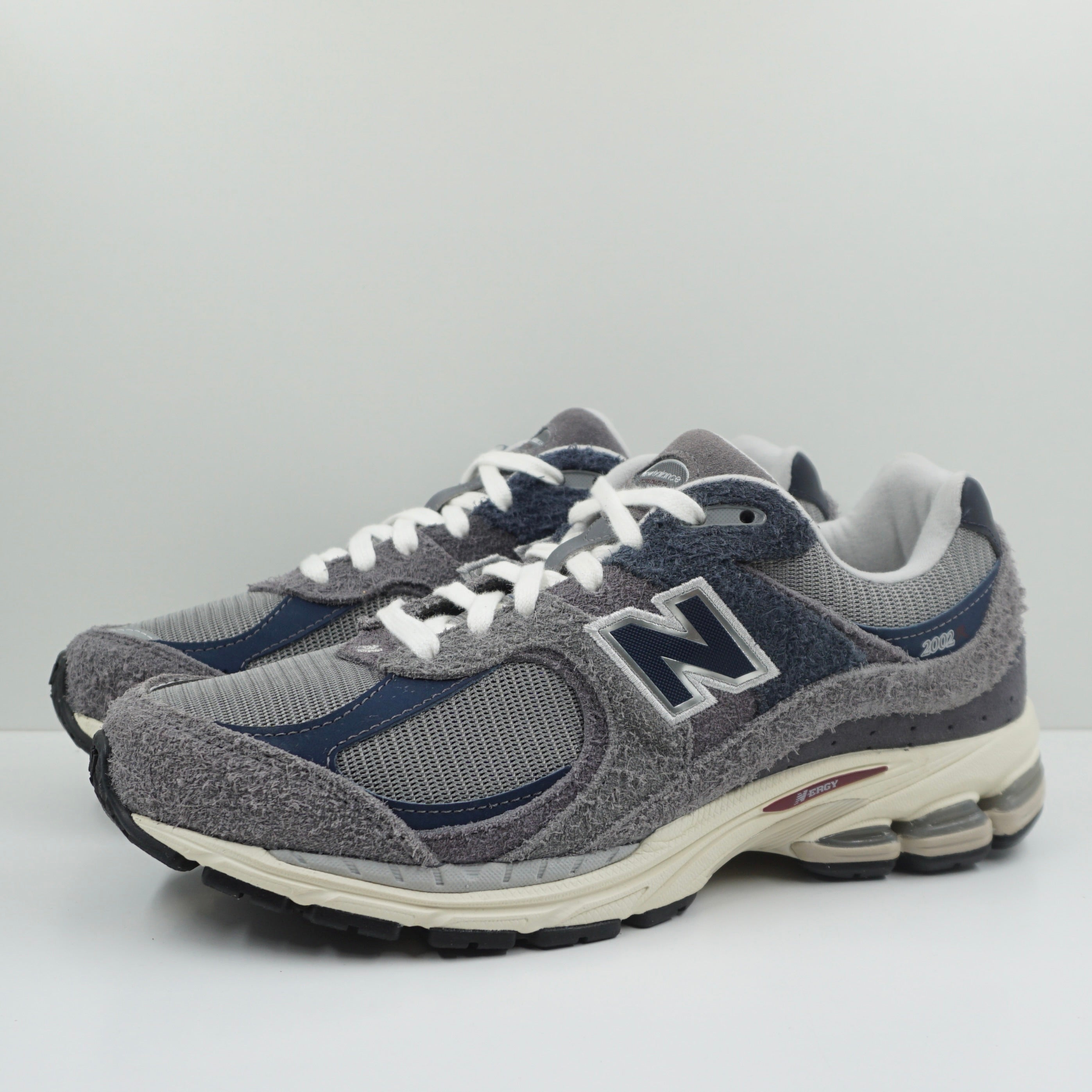 New Balance 2002R Navy Castlerock