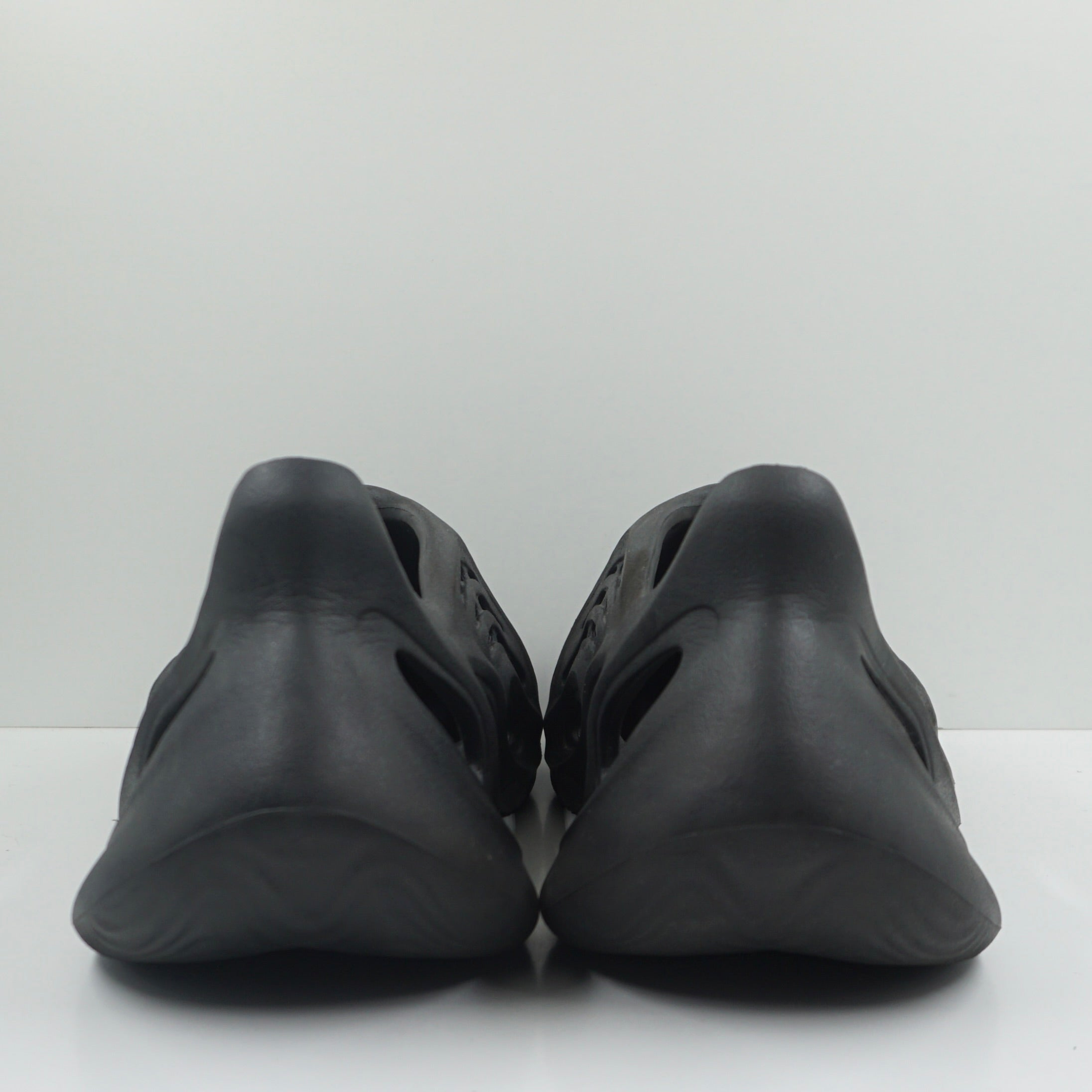 Adidas Yeezy Foam RNNR Onyx