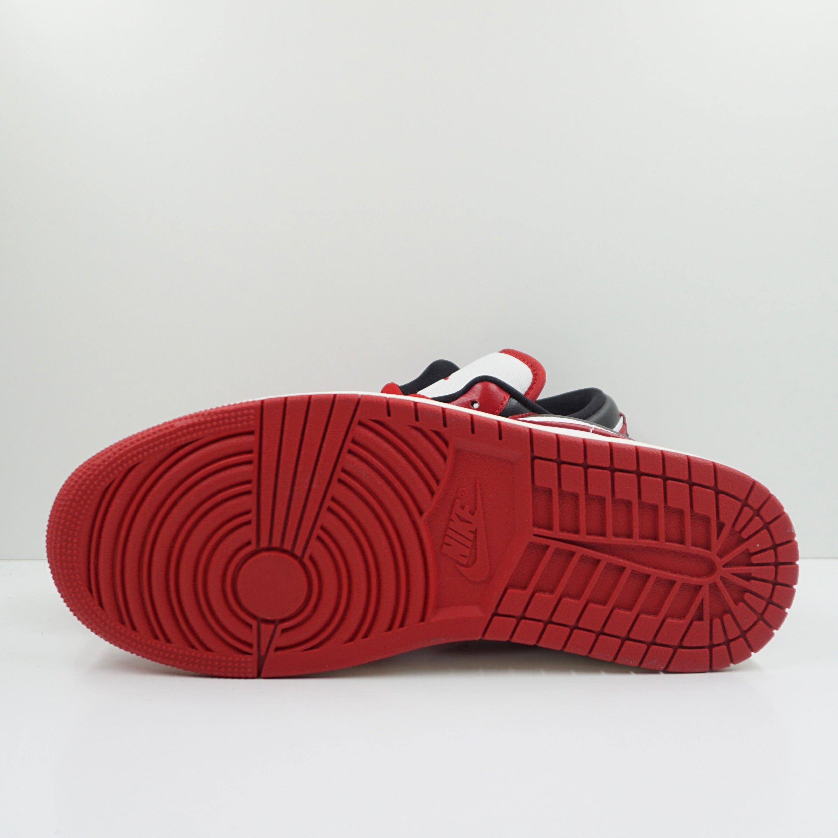 Jordan 1 Low Reverse Black Toe (W)