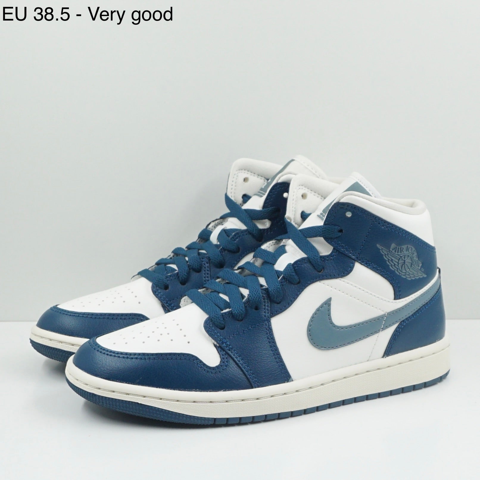 Jordan 1 Mid French Blue (W)