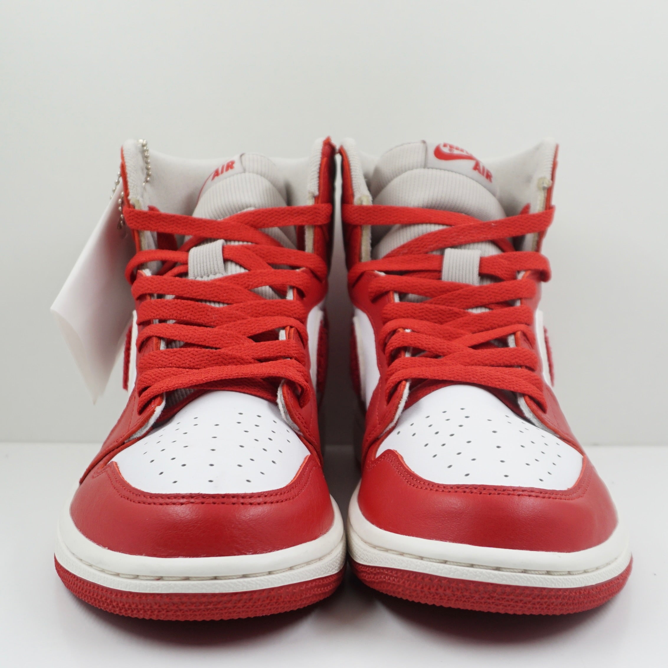 Jordan 1 Retro High OG Varsity Red (W)