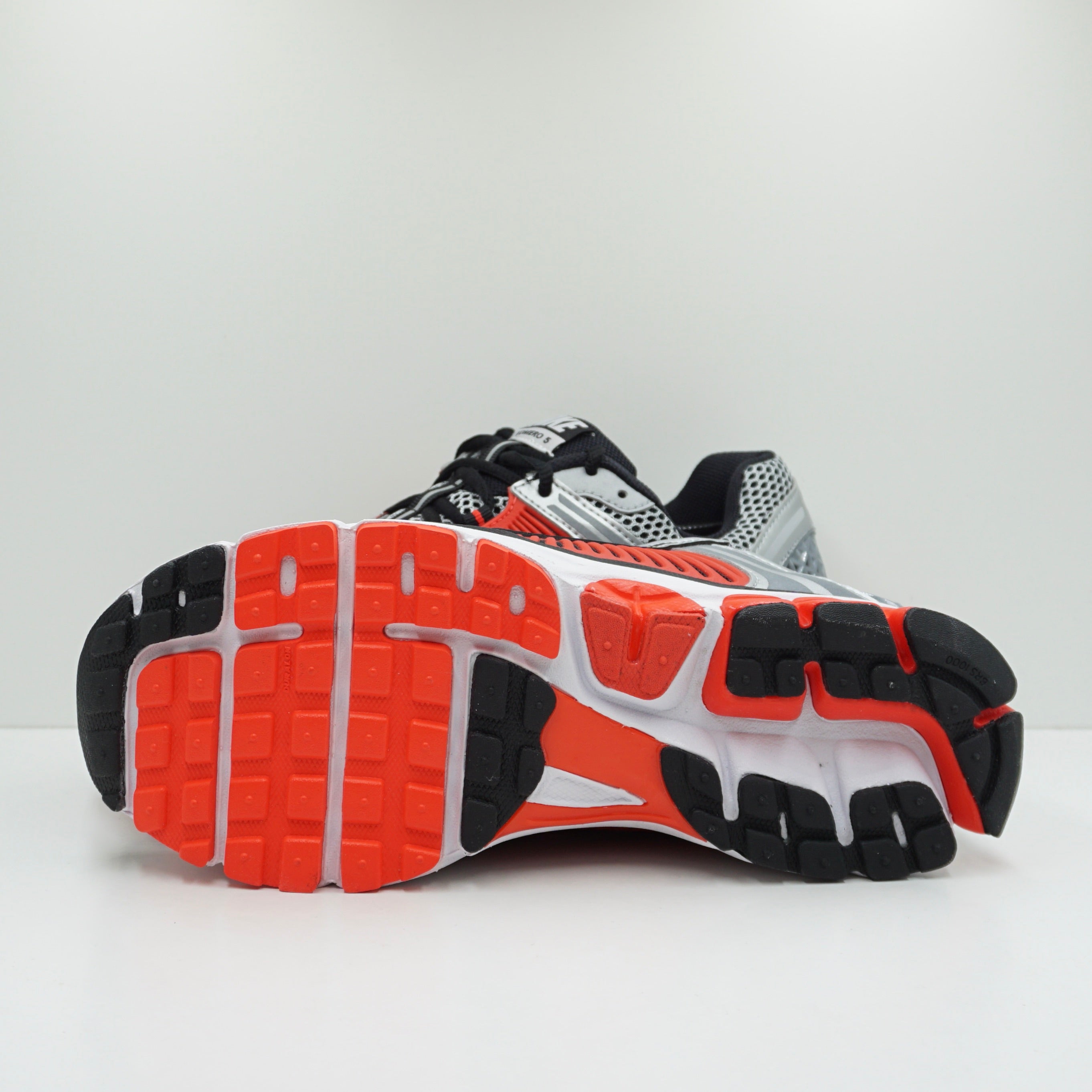 Nike Zoom Vomero 5 Bright Crimson Metallic Silver