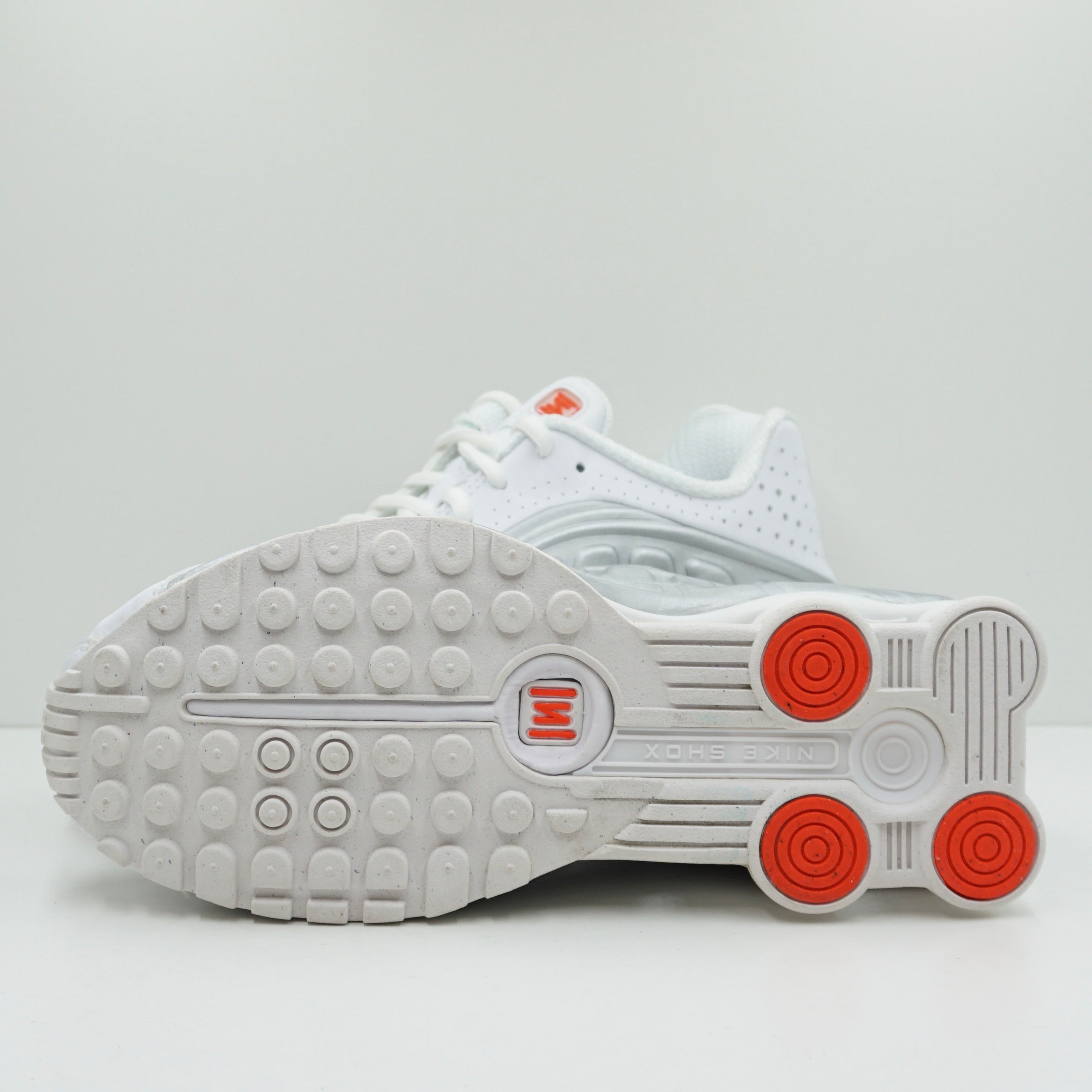 Nike Shox R4 White Metallic Silver (W)