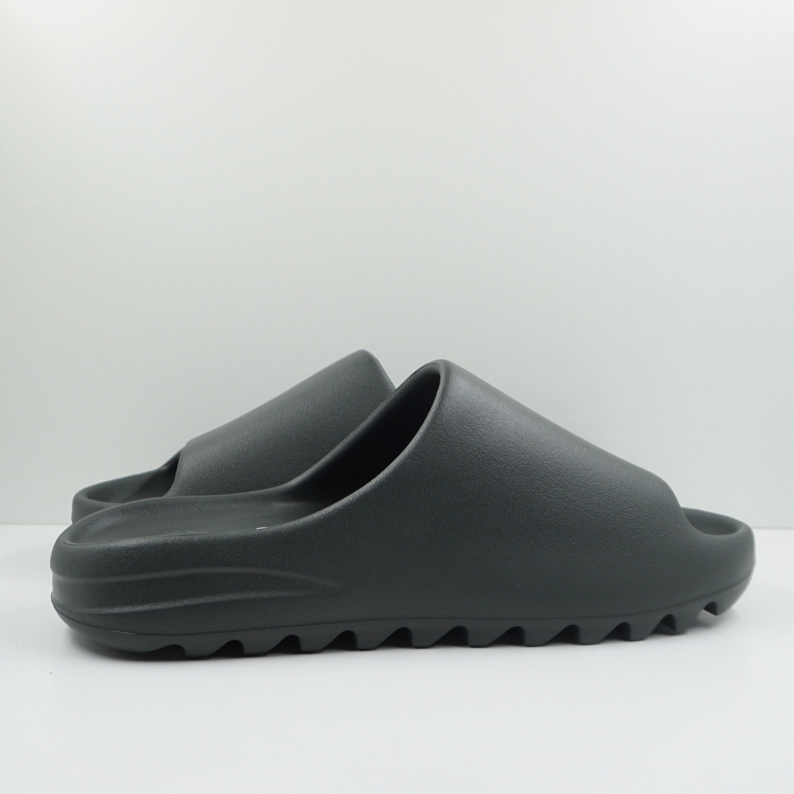 Adidas Yeezy Slide Dark Onyx