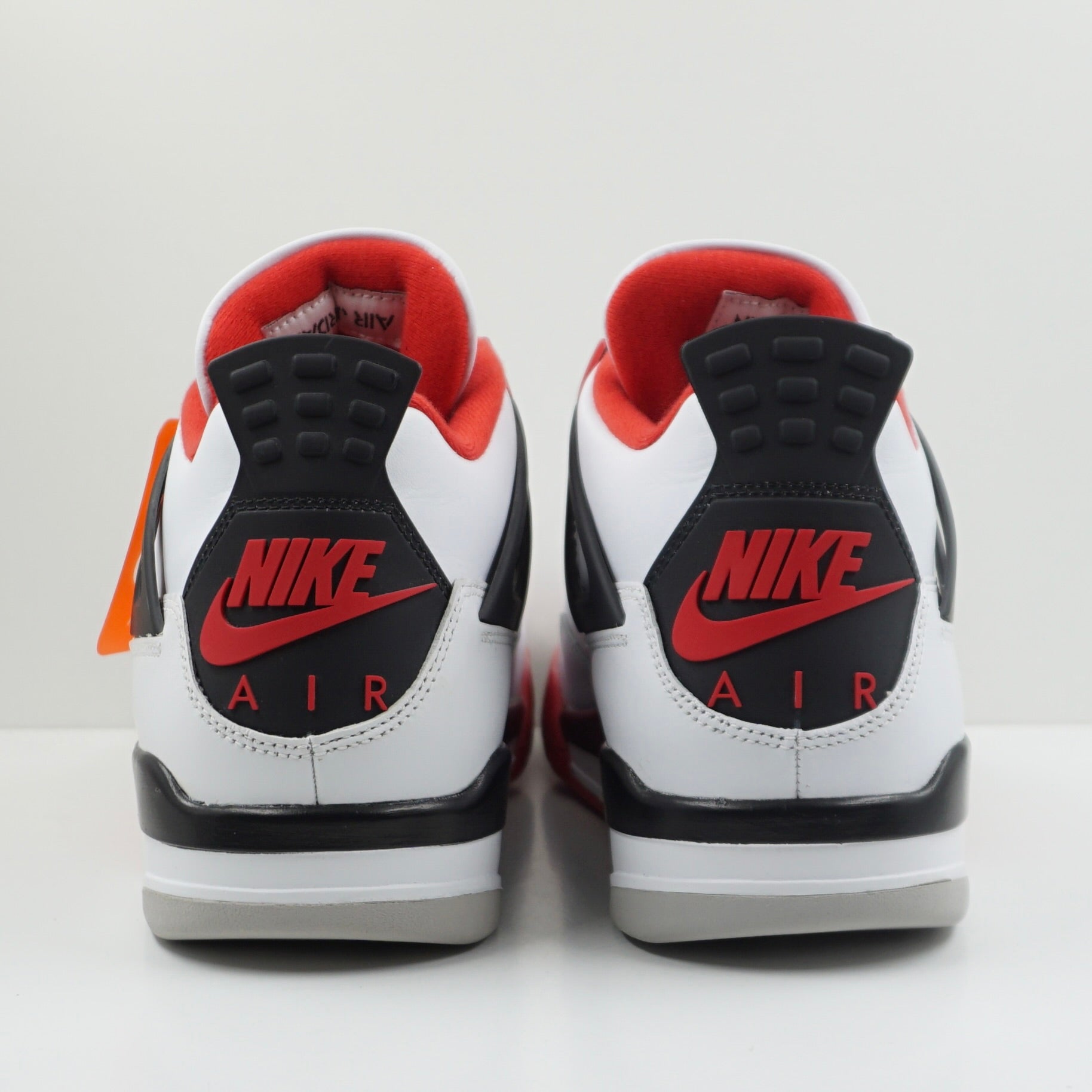 Jordan 4 Retro Fire Red (2020)