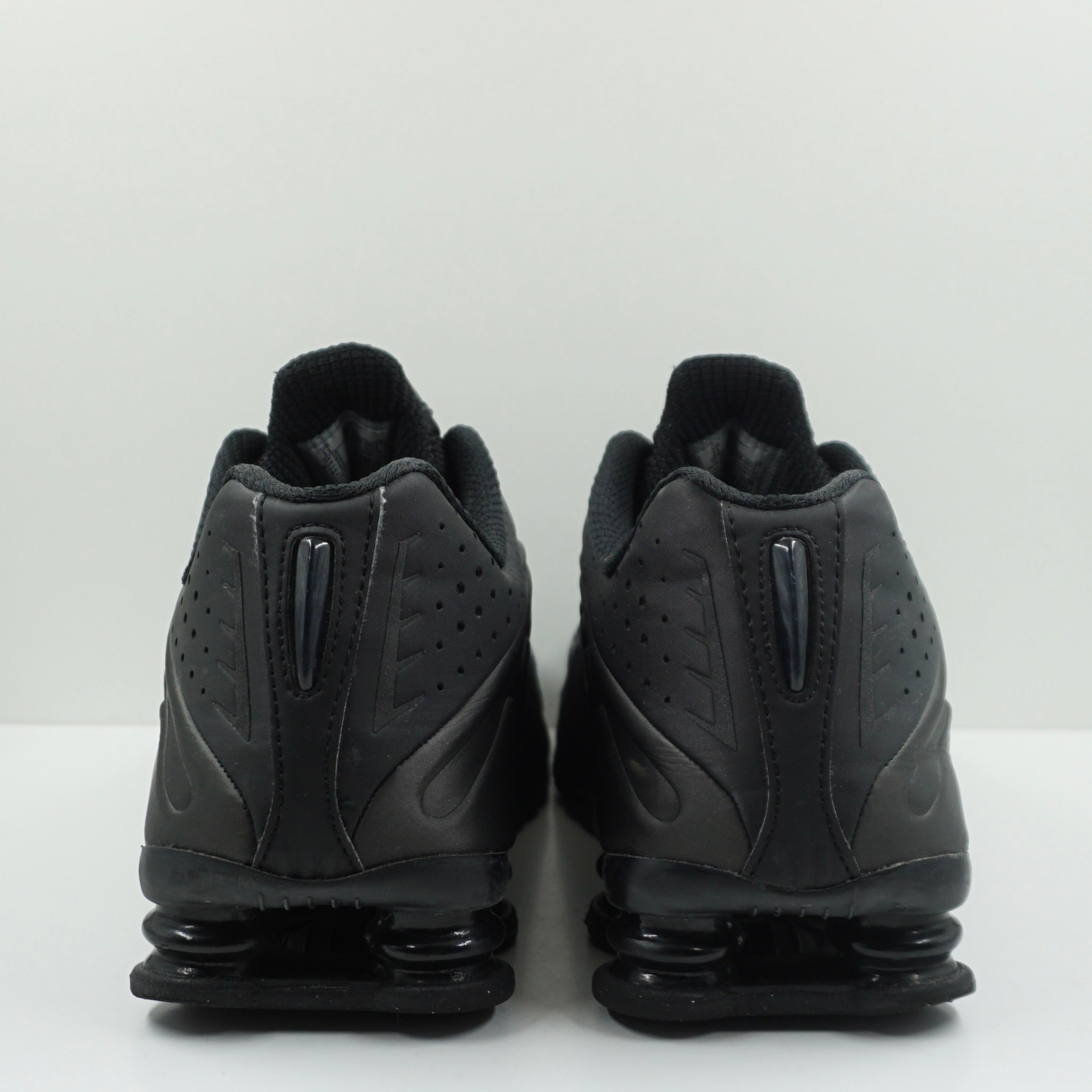 Nike Shox R4 Black Bright Crimson