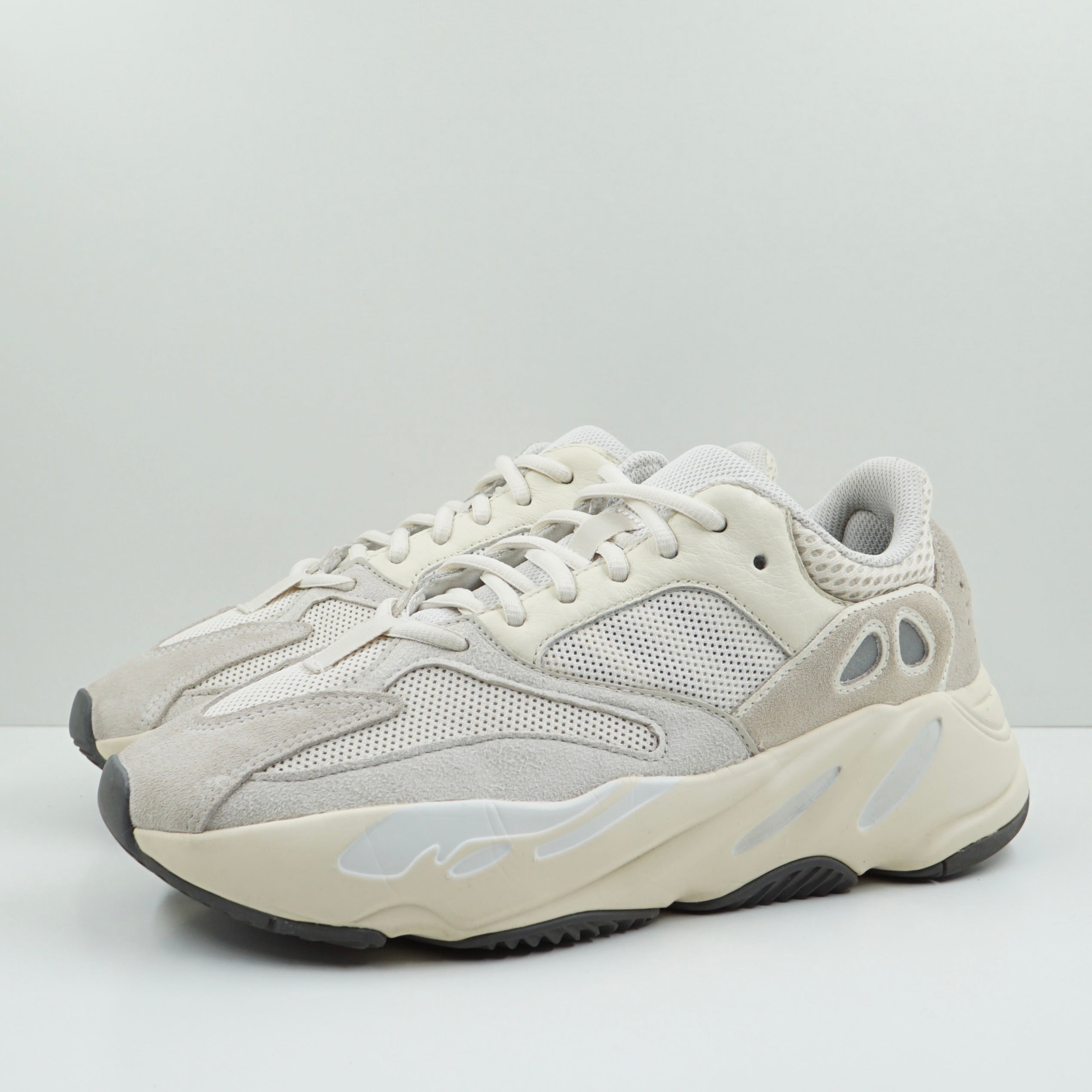 Adidas Yeezy Boost 700 Analog