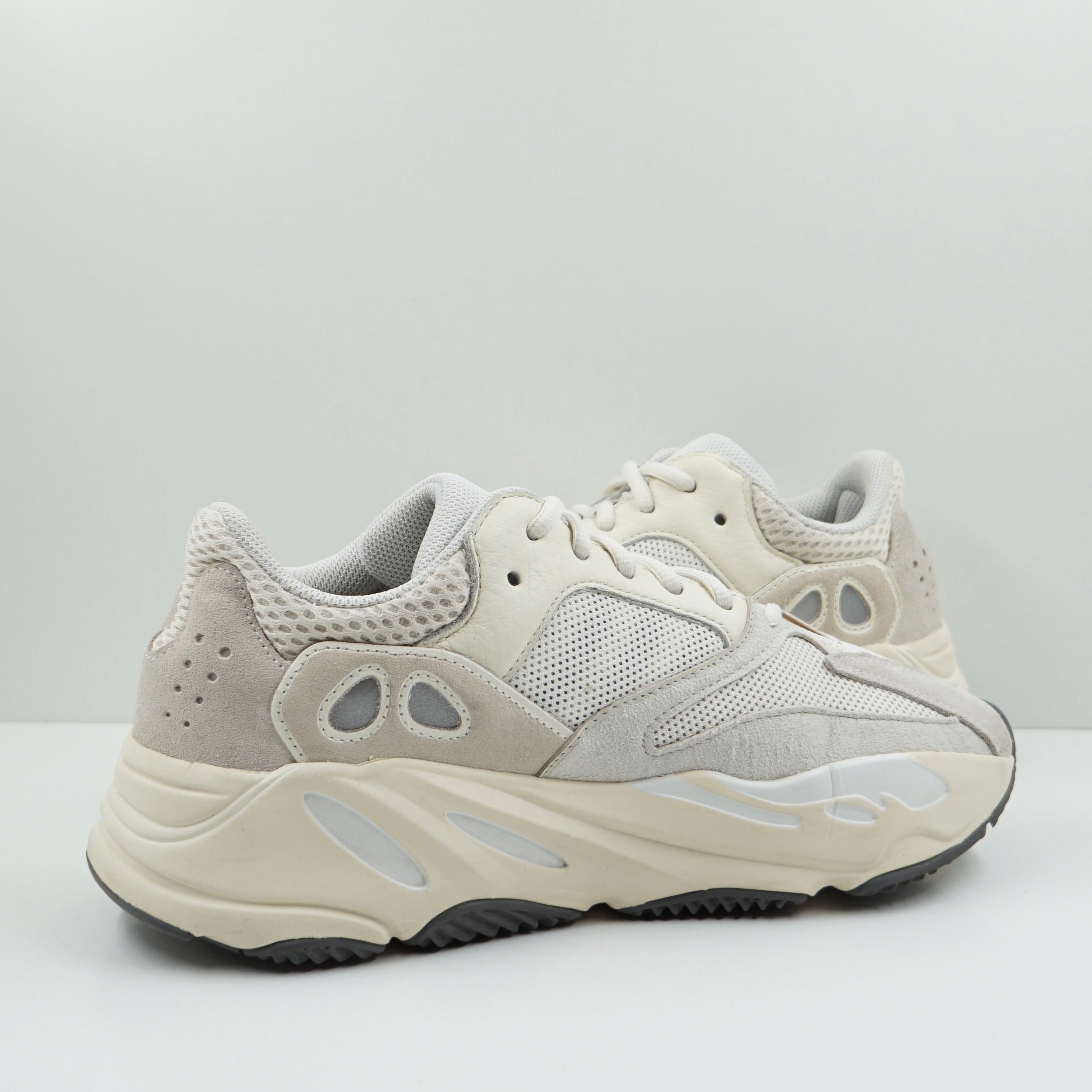 Adidas Yeezy Boost 700 Analog