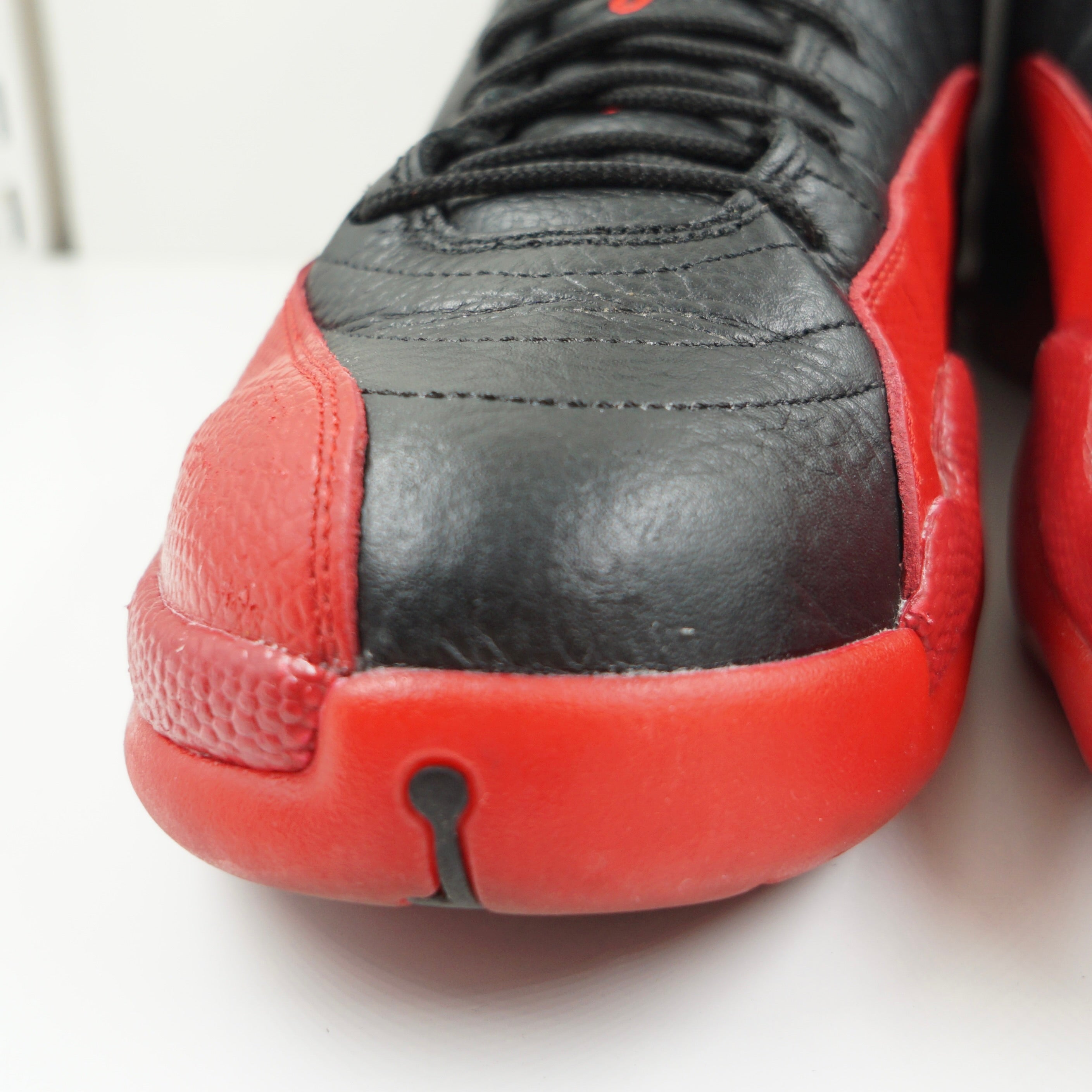 Jordan 12 Retro Flu Game (2016)