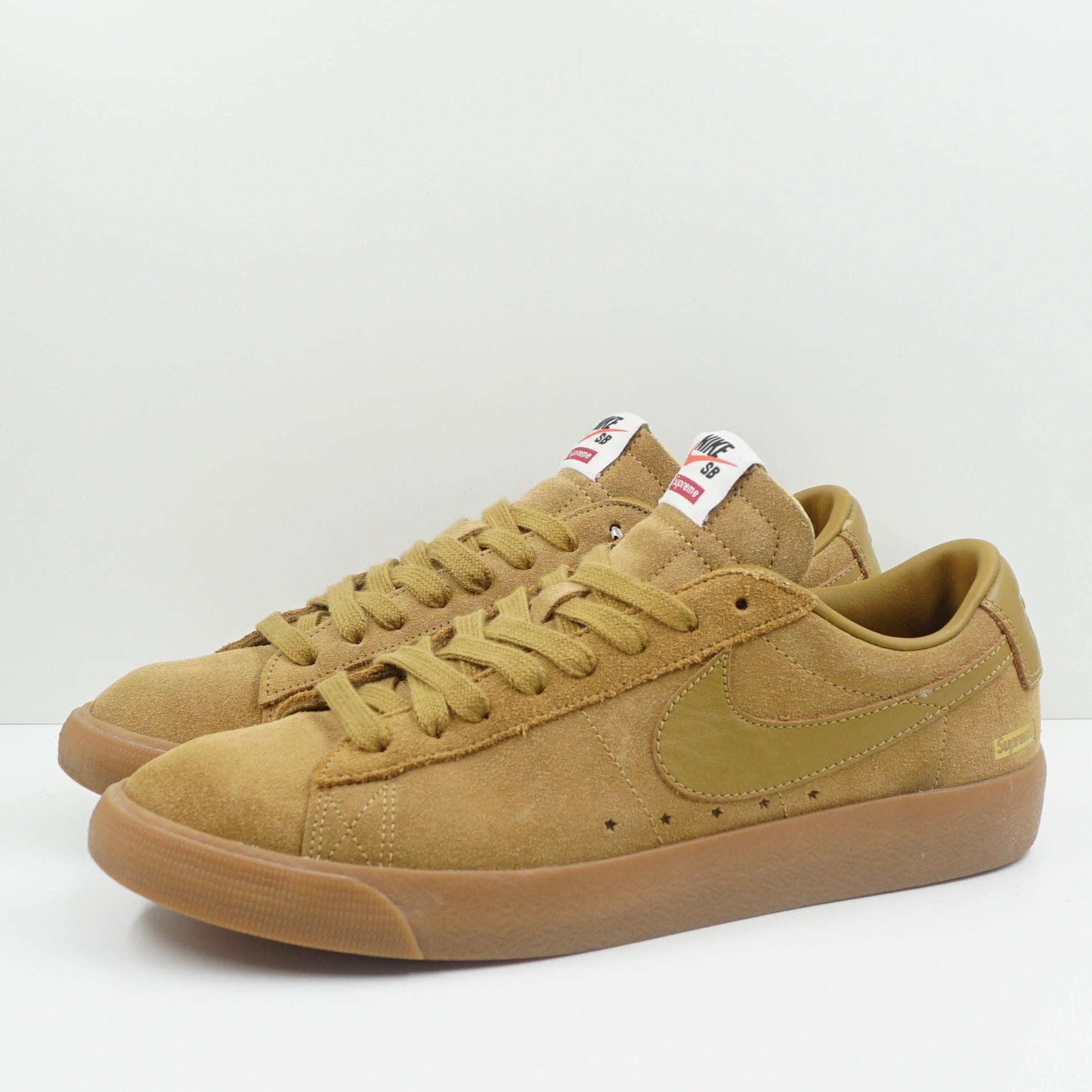 Nike SB Blazer Low GT Supreme Golden Beige