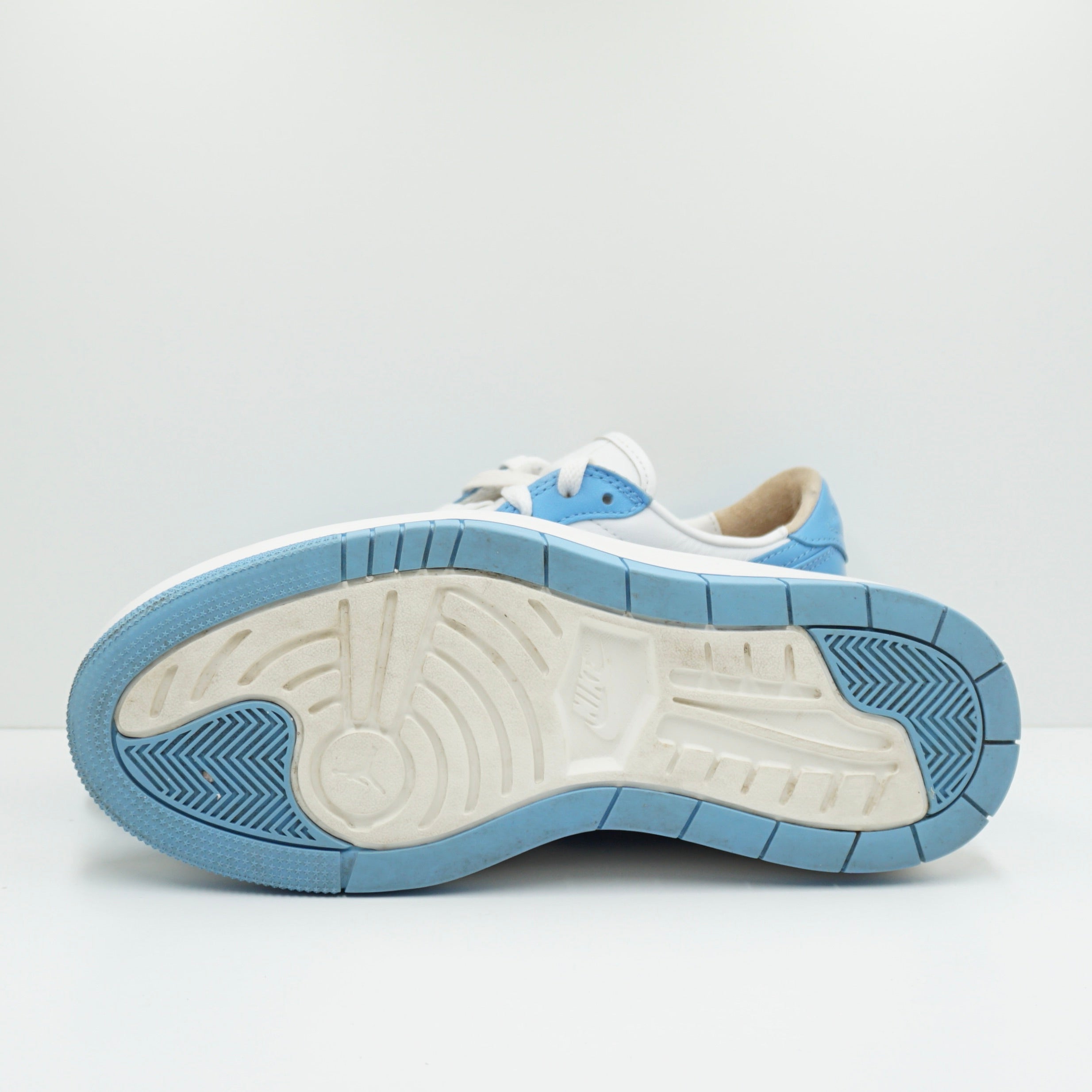 Jordan 1 Elevate Low SE University Blue (W)