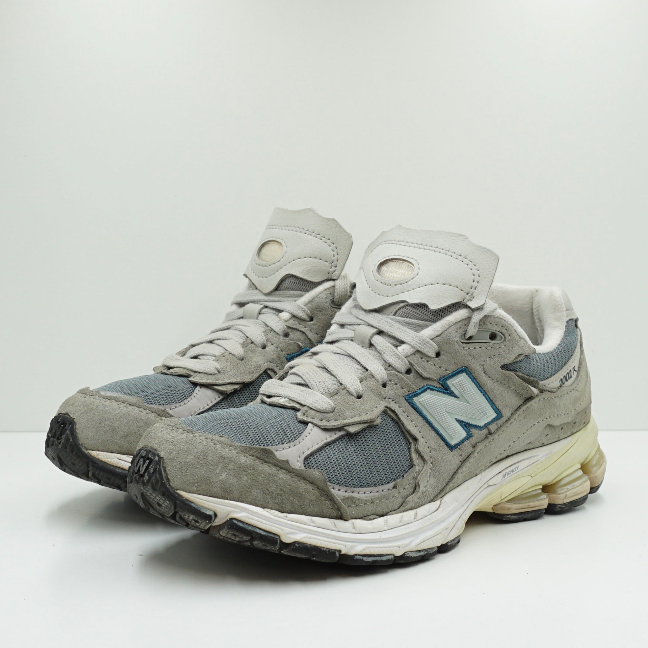 New Balance 2002R Protection Pack Mirage Grey