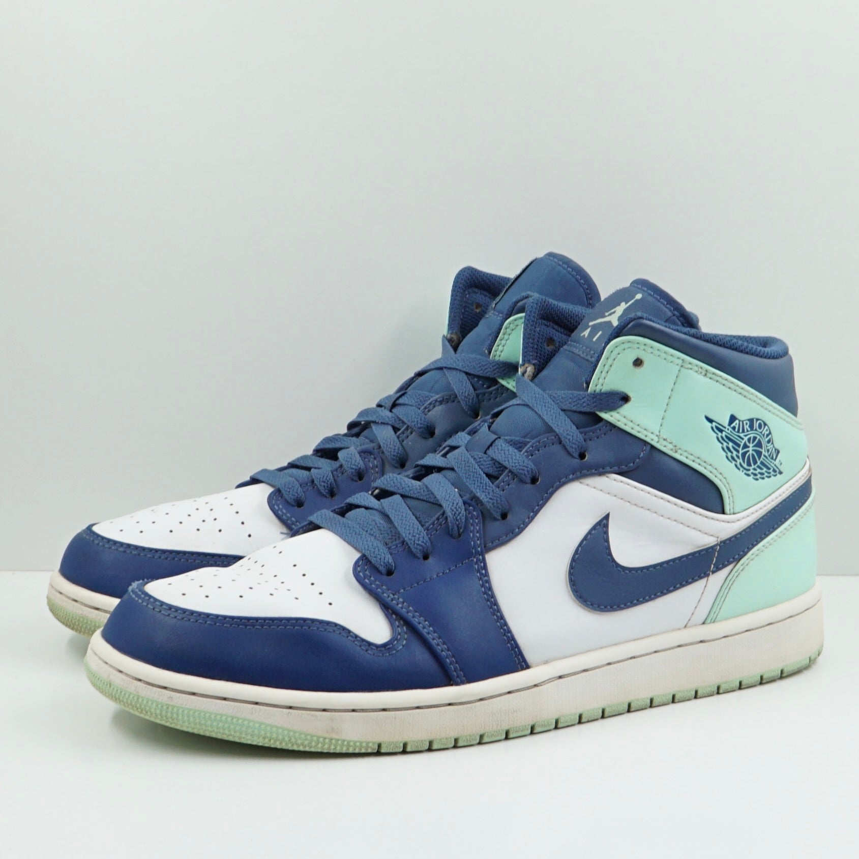 Jordan 1 Mid Mystic Navy Mint Foam