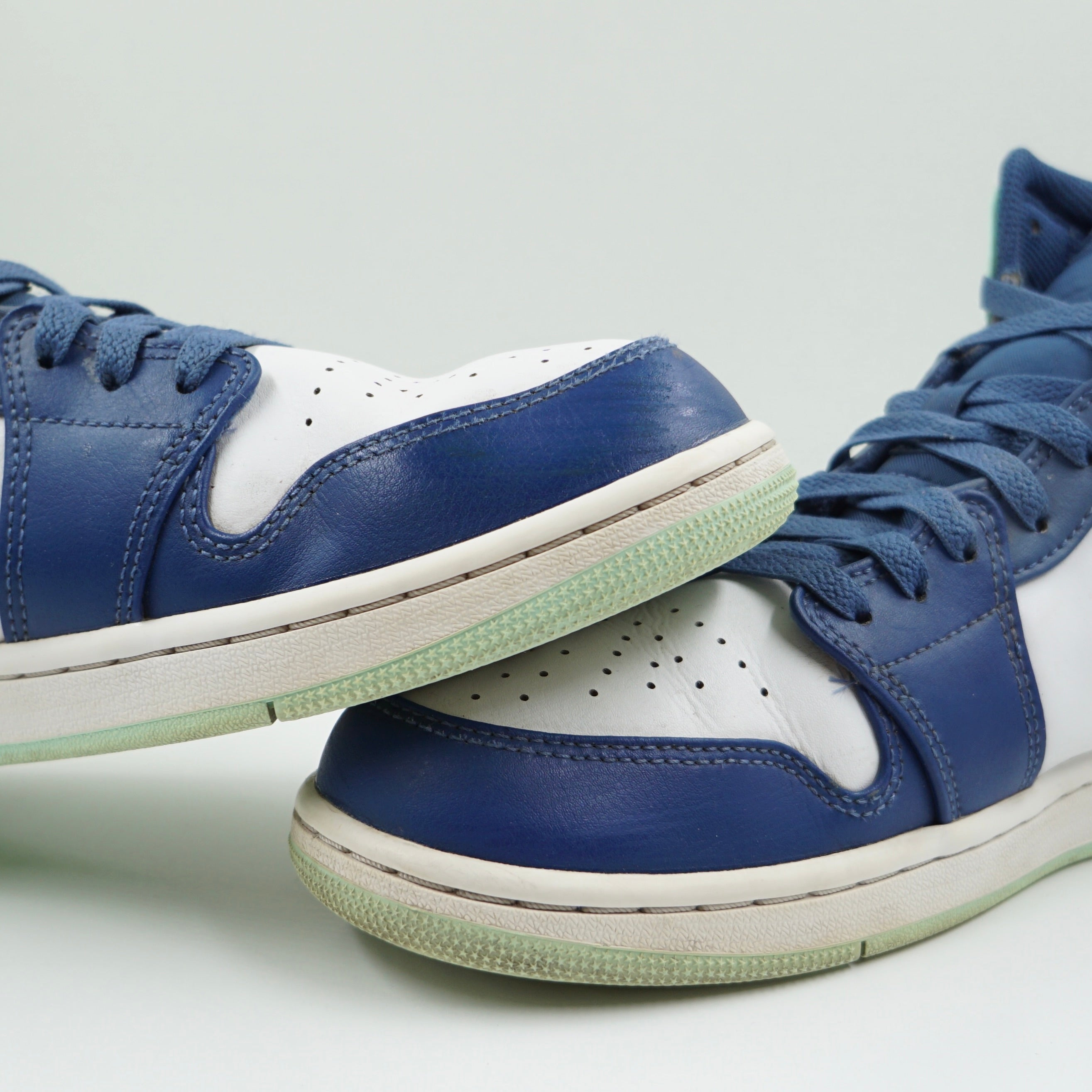 Jordan 1 Mid Mystic Navy Mint Foam