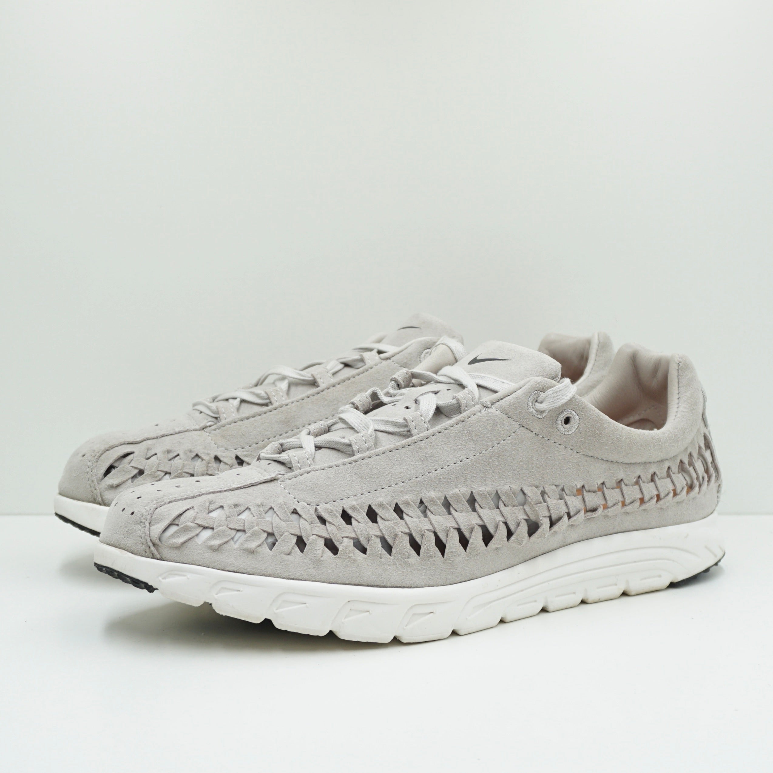 Nike Mayfly Woven QS Grey