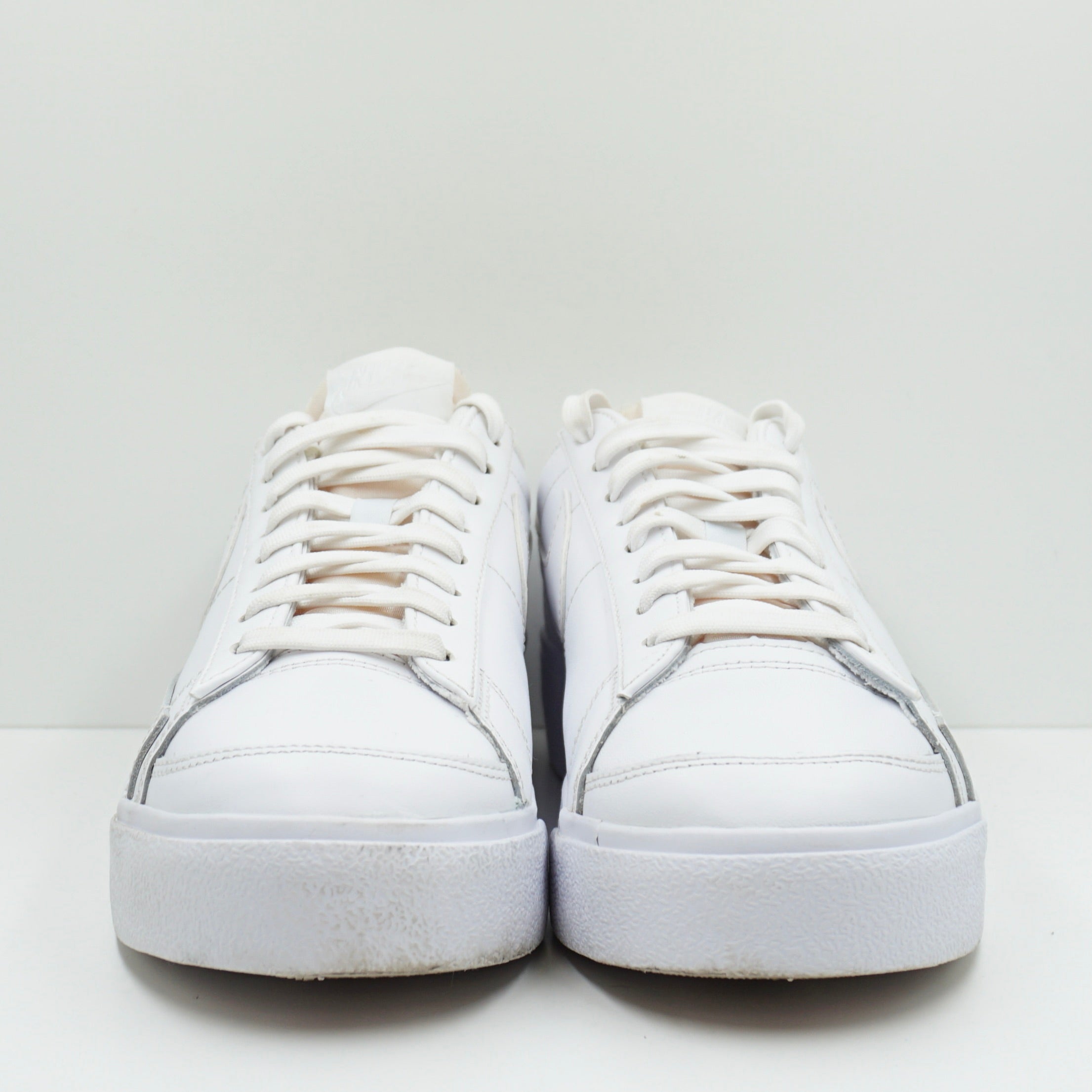 Nike Blazer Low Platform Triple White (W)