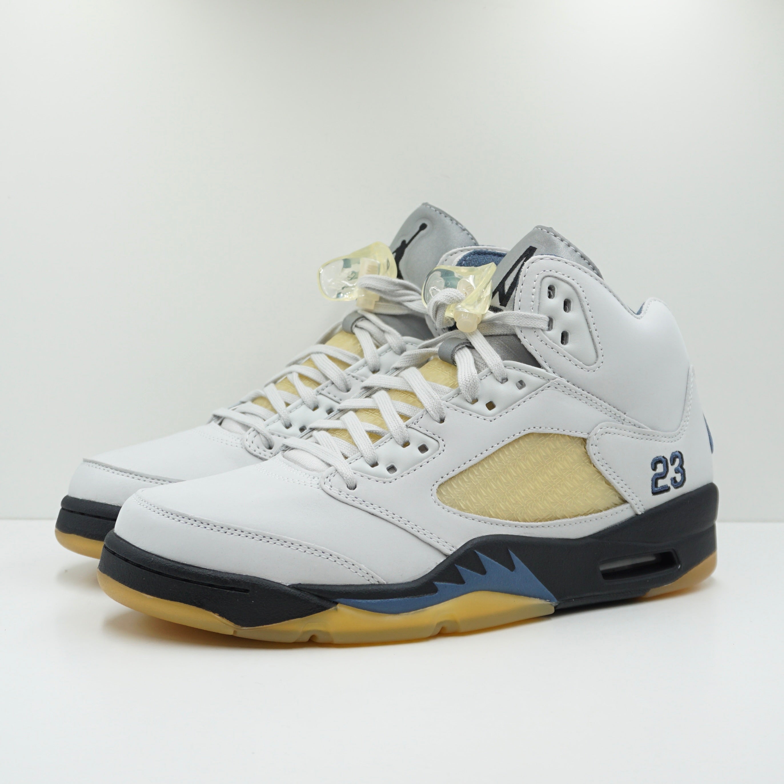 Jordan 5 Retro A Ma Maniére Dawn (W)