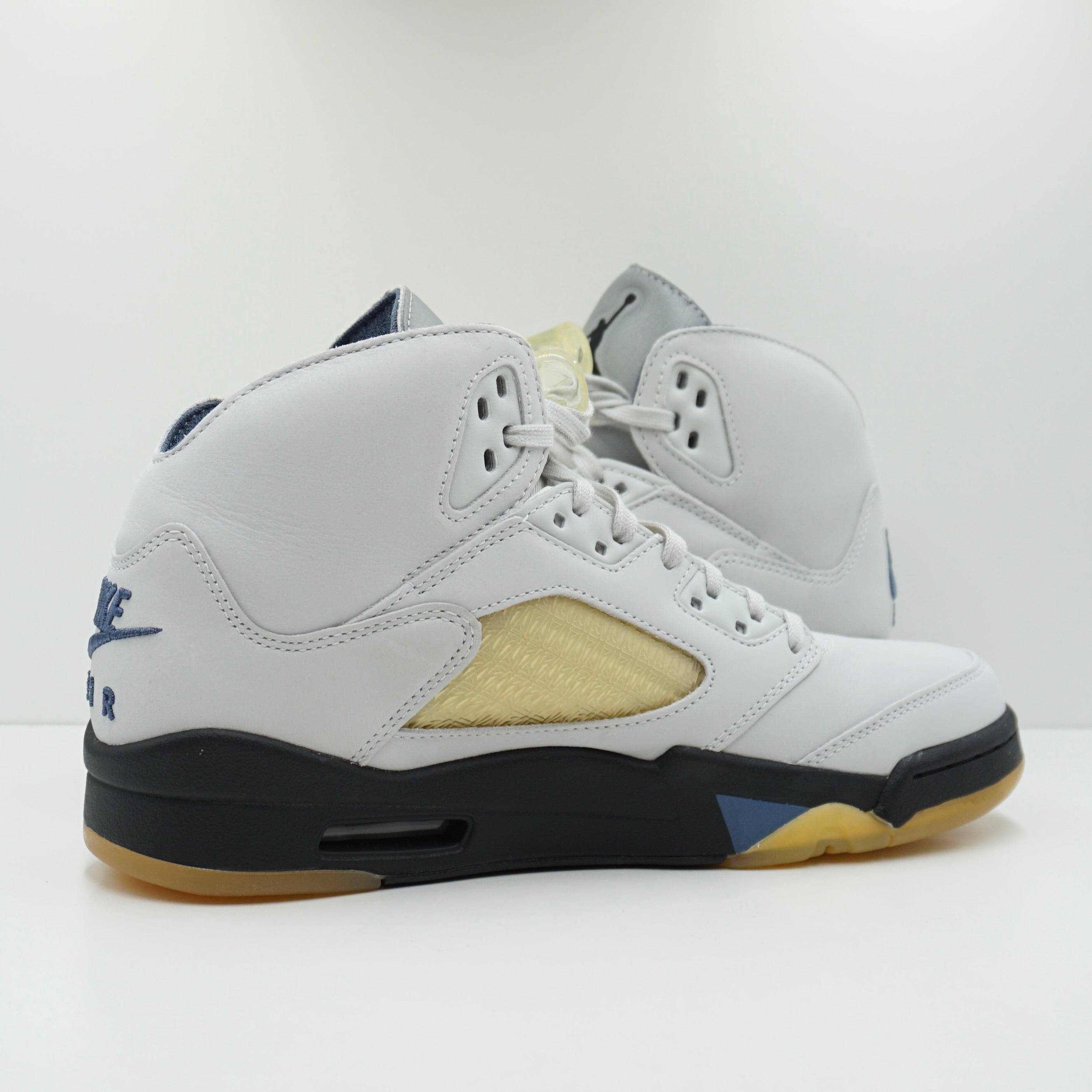 Jordan 5 Retro A Ma Maniére Dawn (W)
