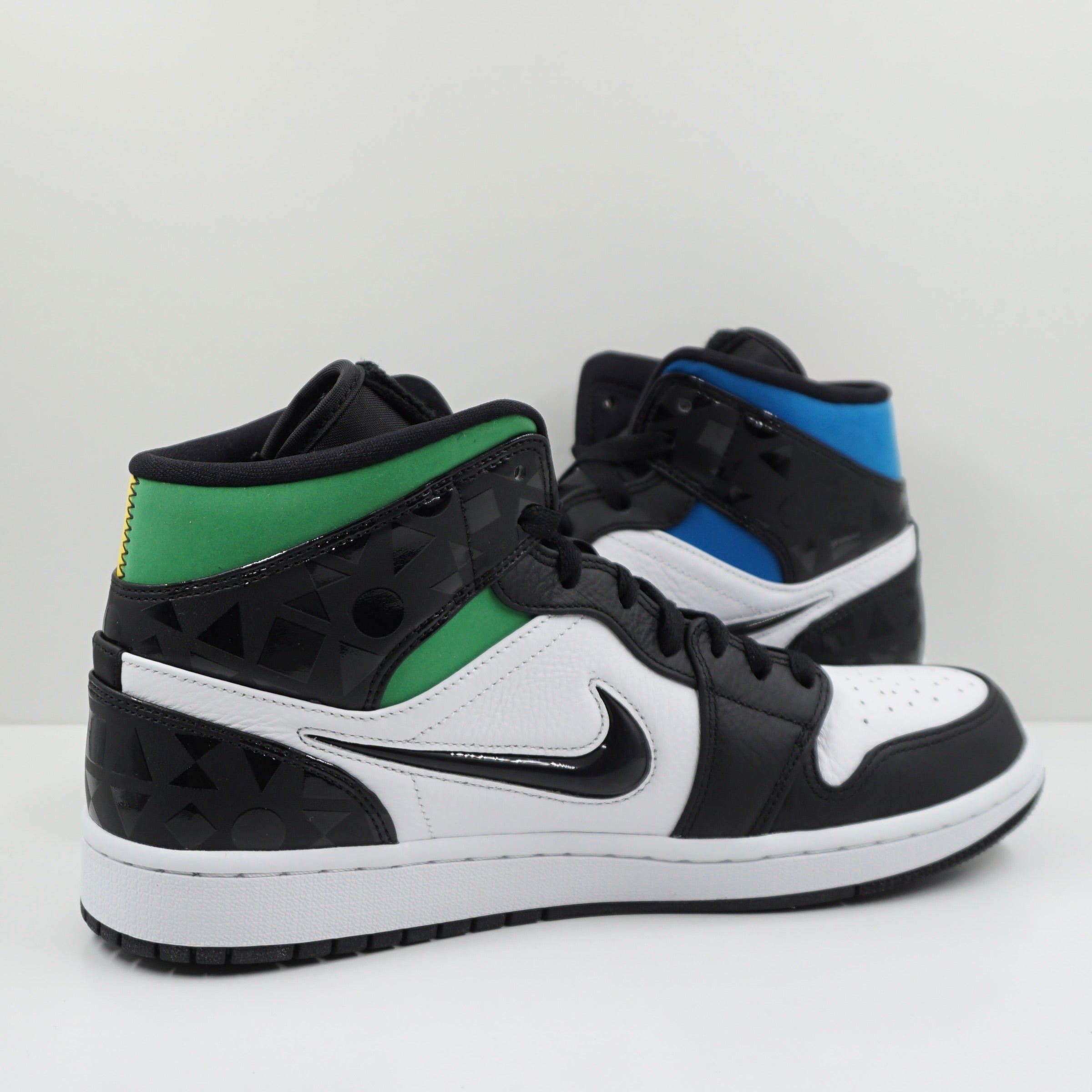 Jordan 1 Mid Quai 54 (2019)