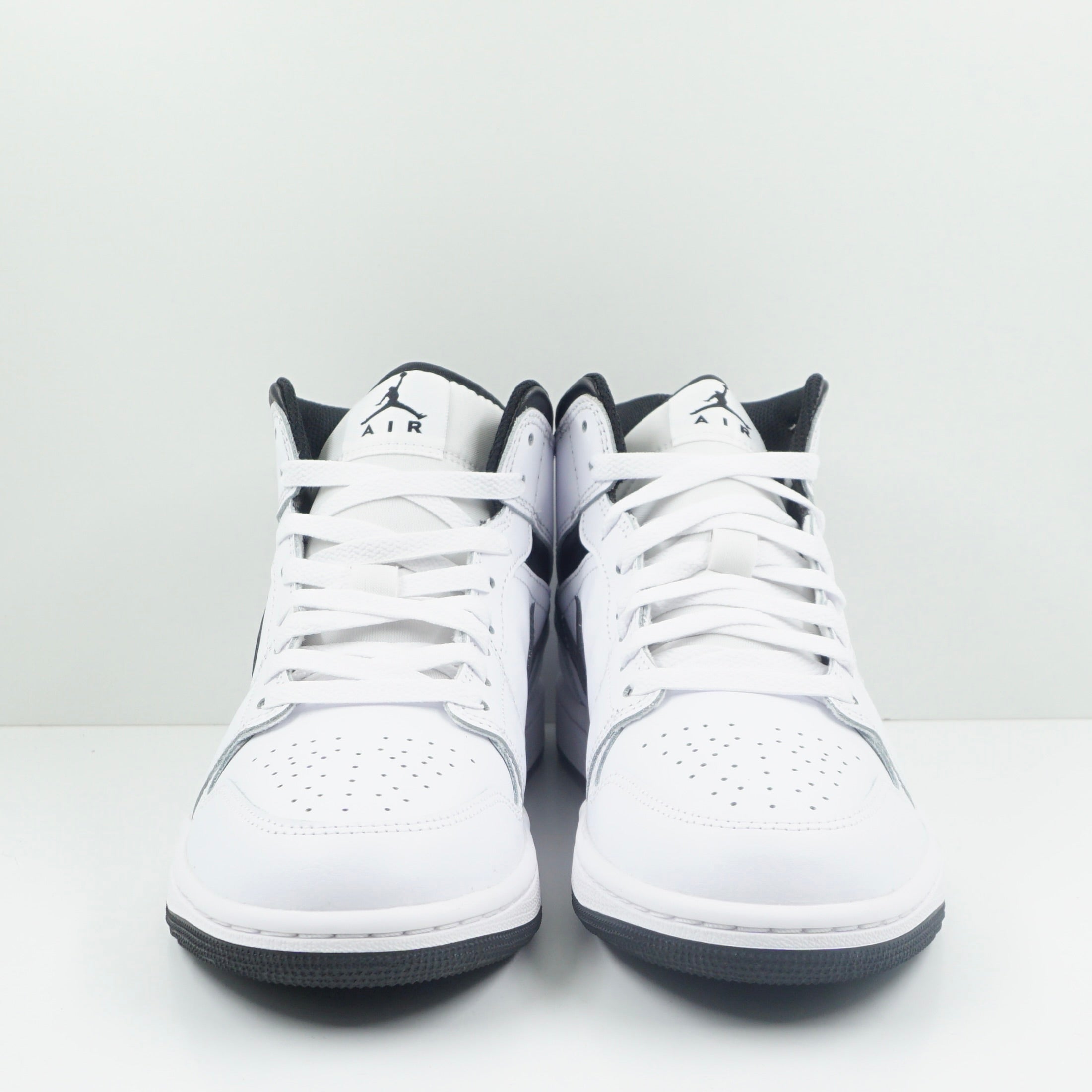 Jordan 1 Mid Reverse Panda
