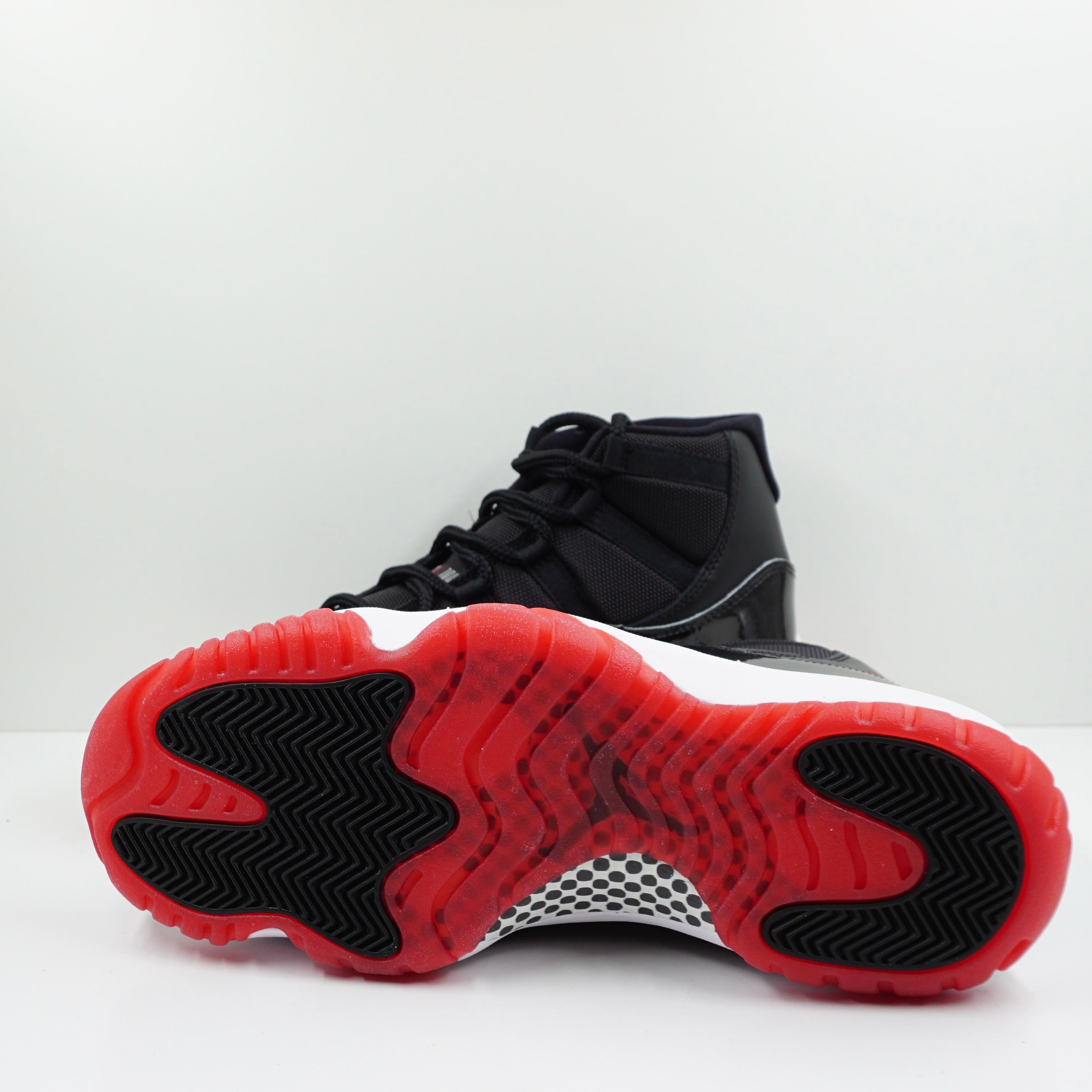 Jordan 11 Retro Playoffs Bred (2019)