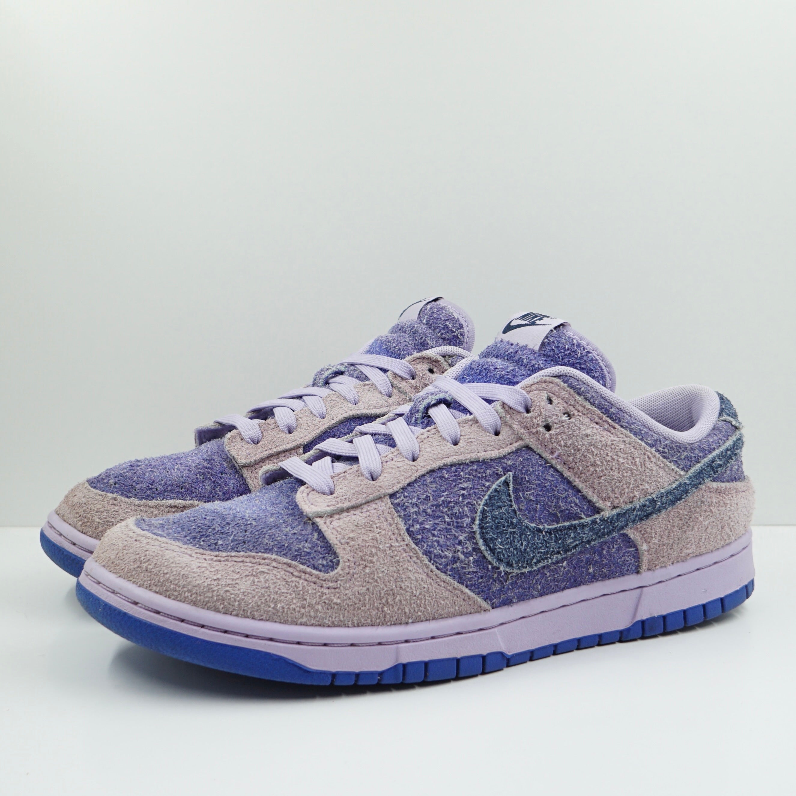 Nike Dunk Low SE Hydrangeas (W)