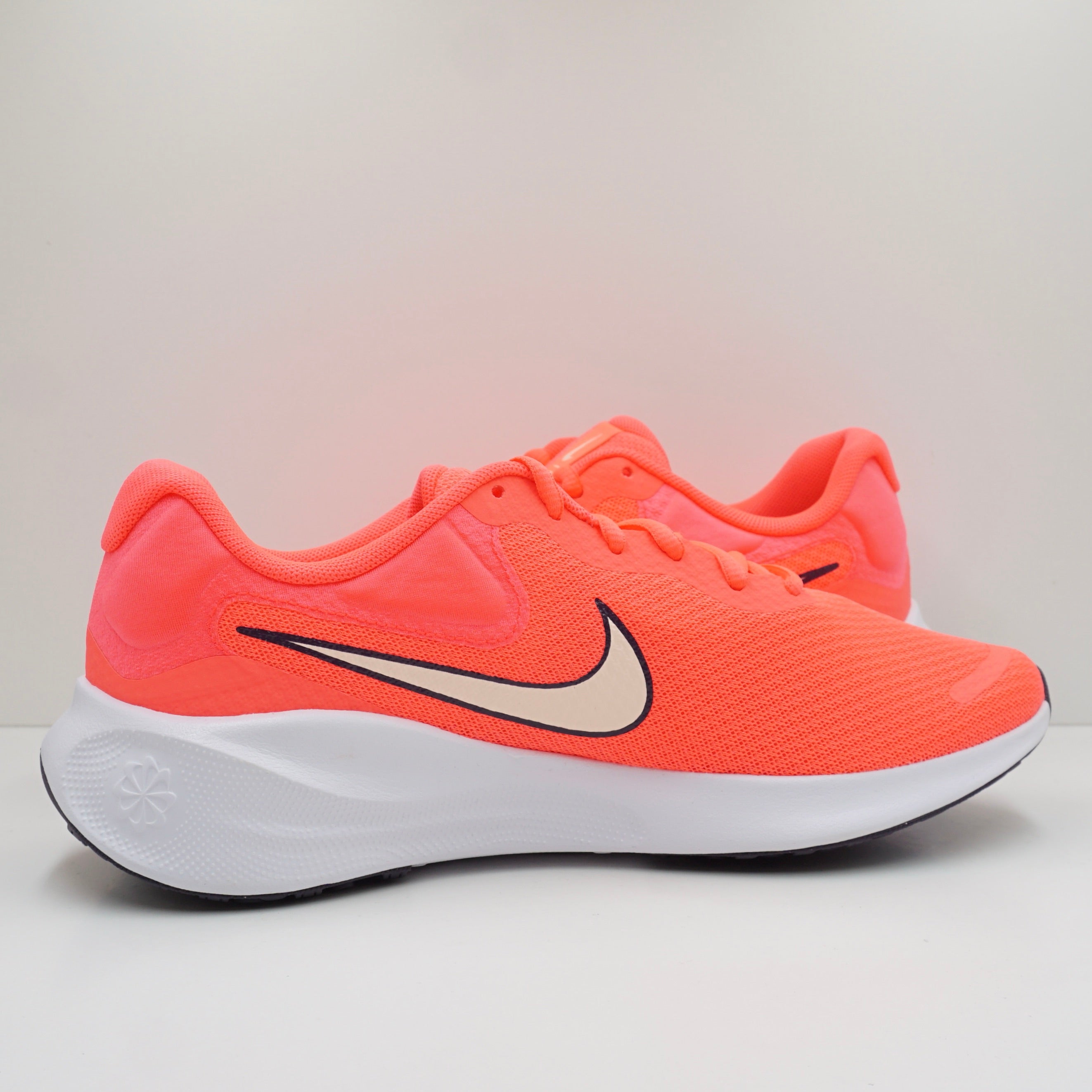 Nike Revolution 7 Hot Punch Dark Raisin Crimson Tint (W)