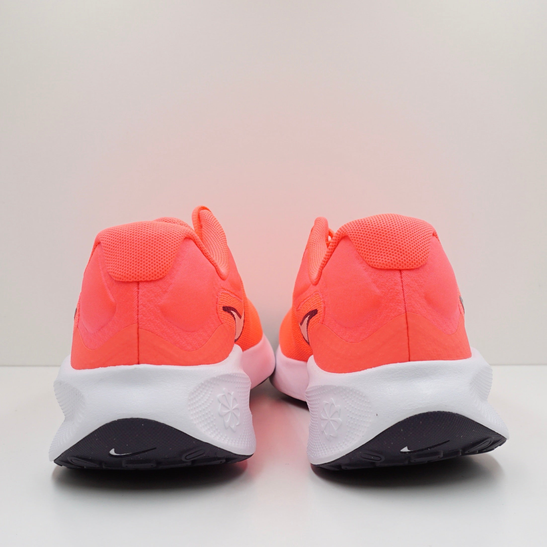 Nike Revolution 7 Hot Punch Dark Raisin Crimson Tint (W)
