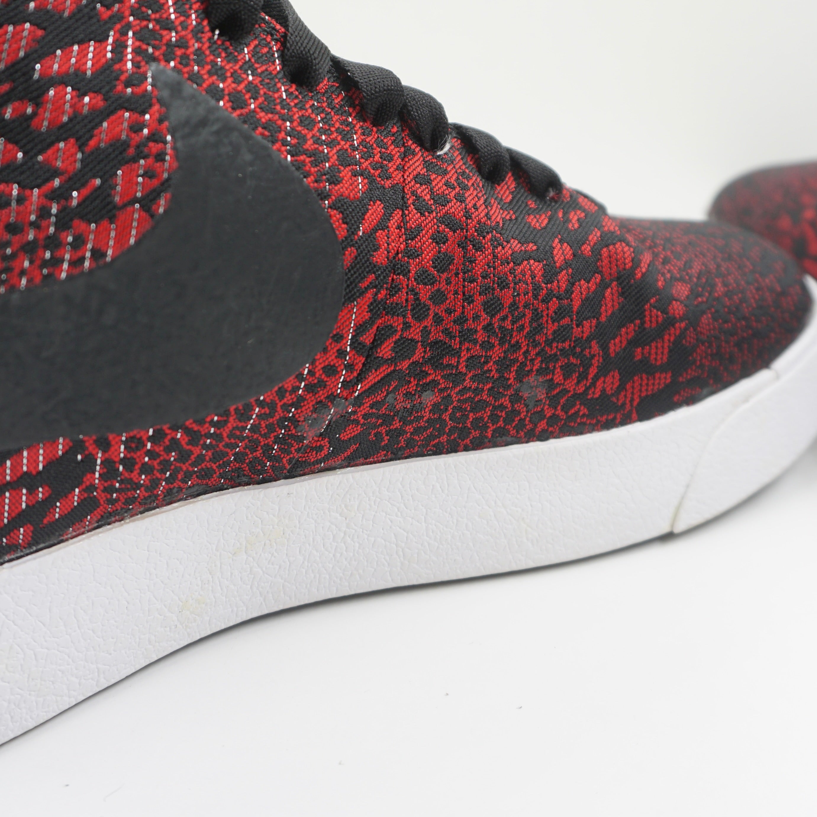 Nike Blazer Lux Comfort Jacquard Black University Red